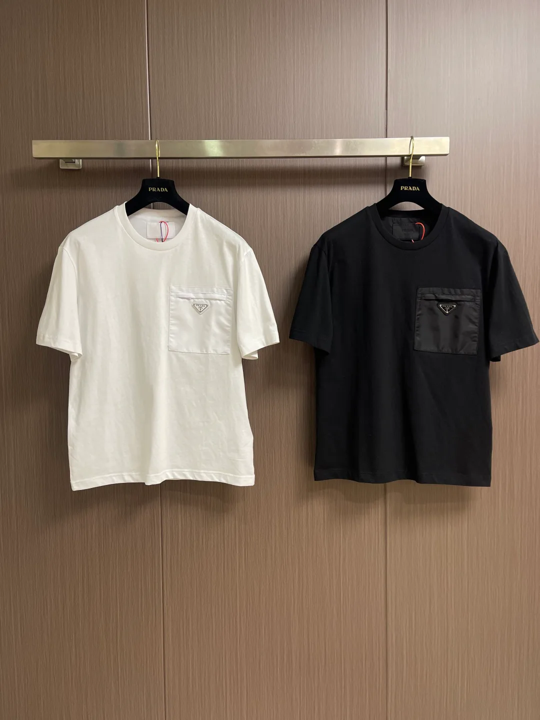 Women's T-Shirts PRADA 18191379