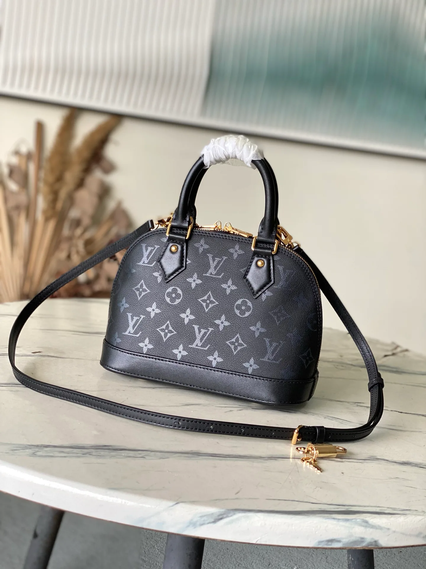 Women's Classic Handbags LOUIS VUITTON 18240367