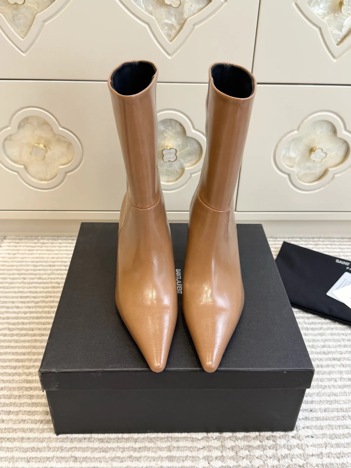 Women's Booties SAINT LAURENT 18261162