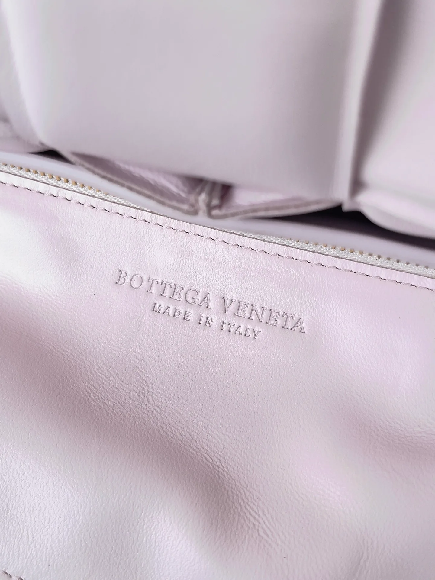 Women's Classic Handbags BOTTEGA VENETA 17434744