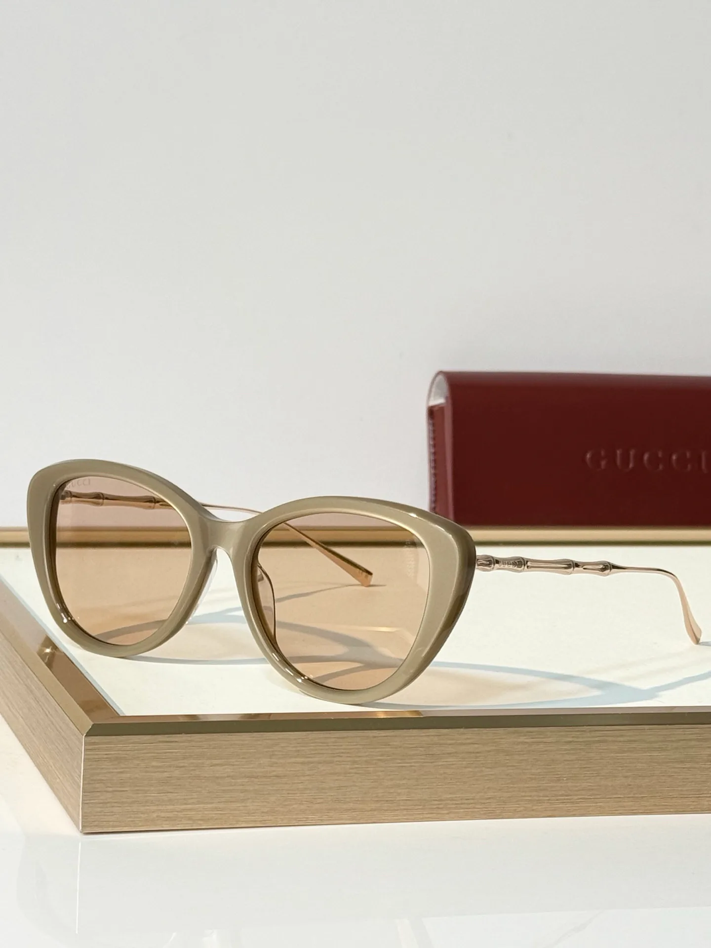Очки Gucci 18602846