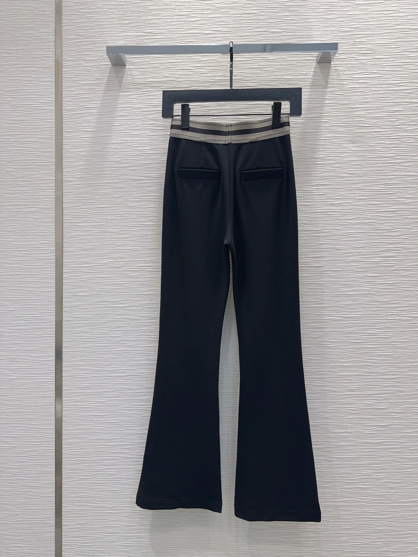 Women's Trousers LOEWE 17988067