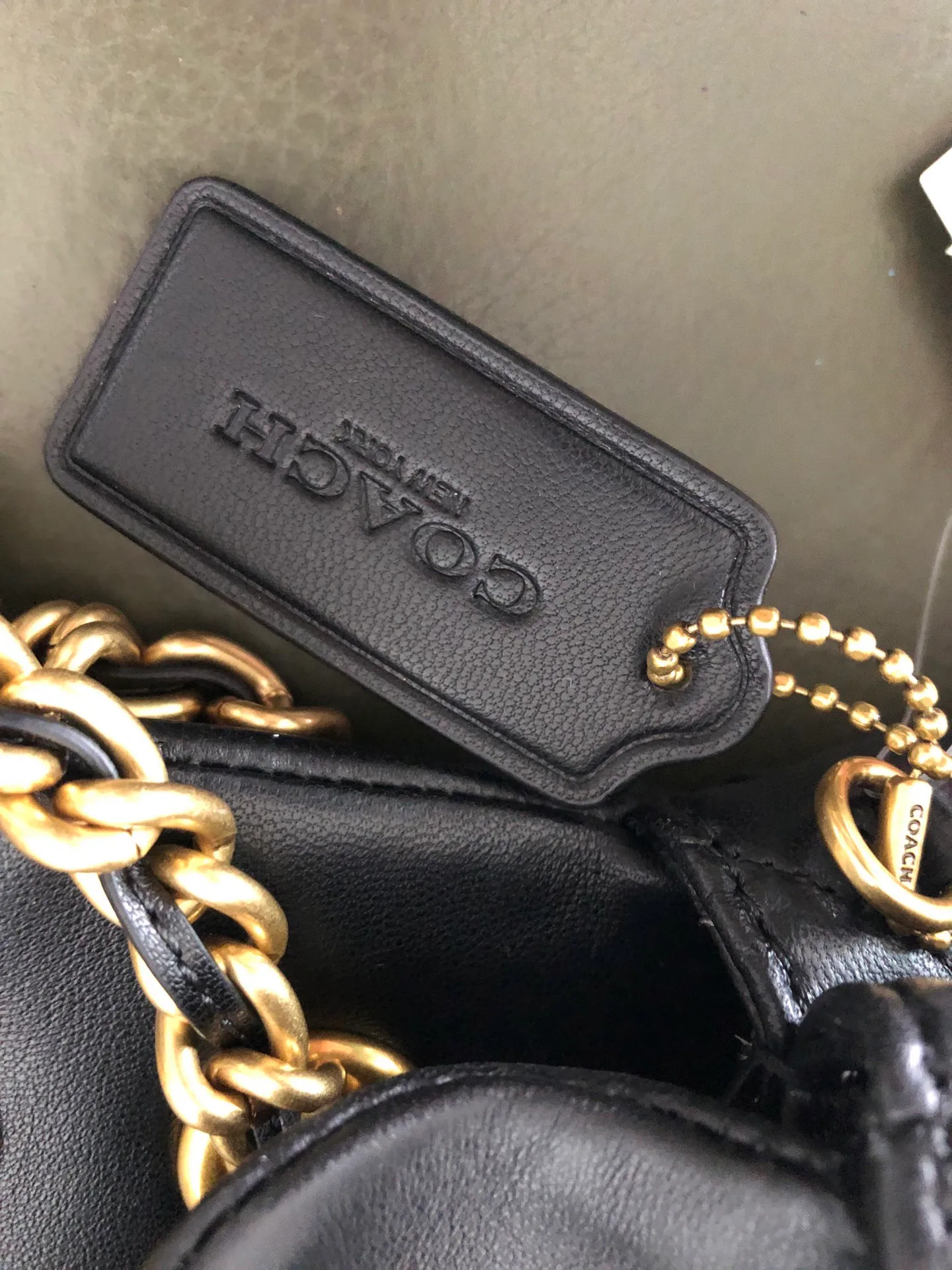 Women's Classic Handbags COACH 17960990