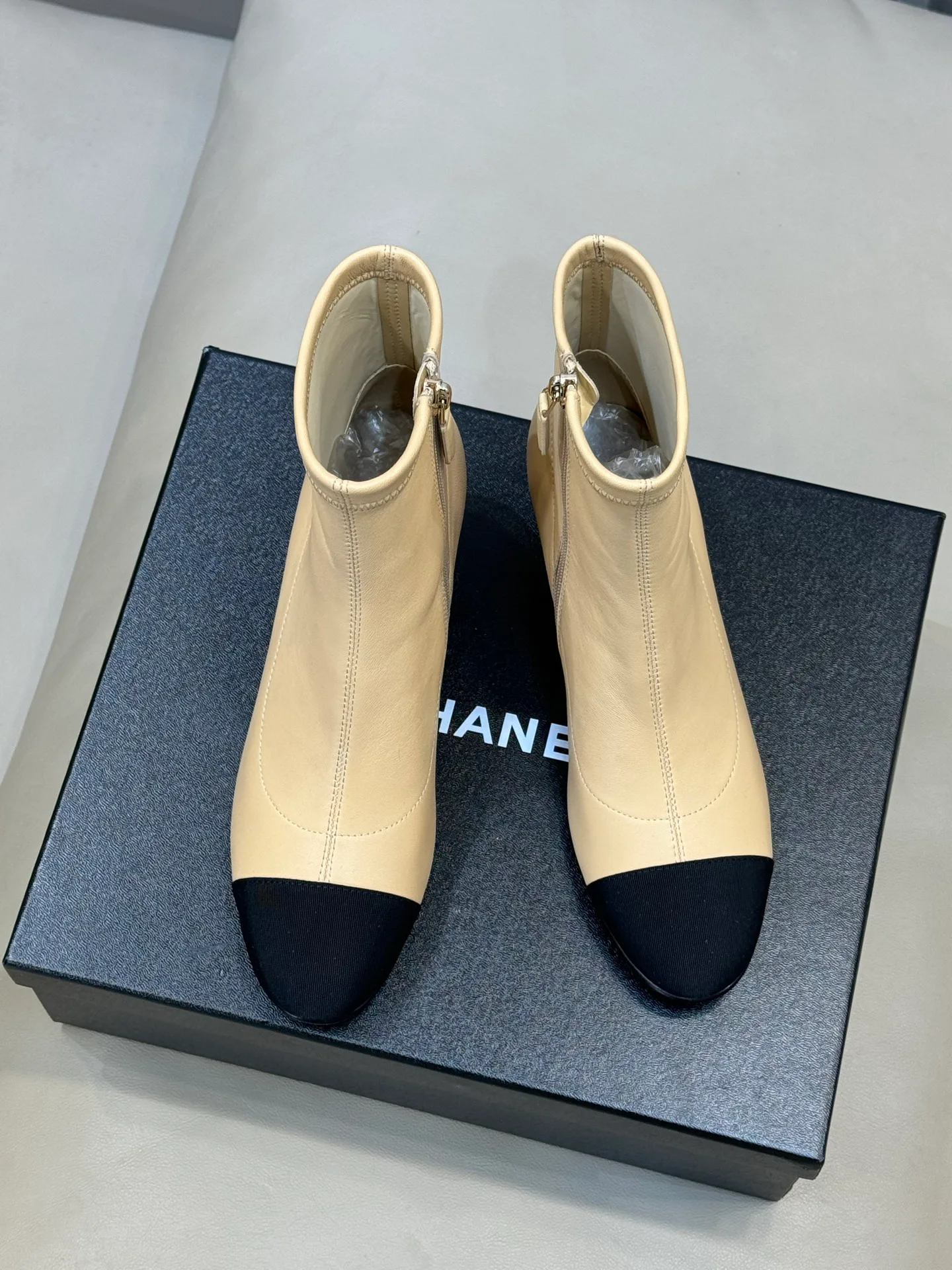 Women's Booties CHANEL 18080526