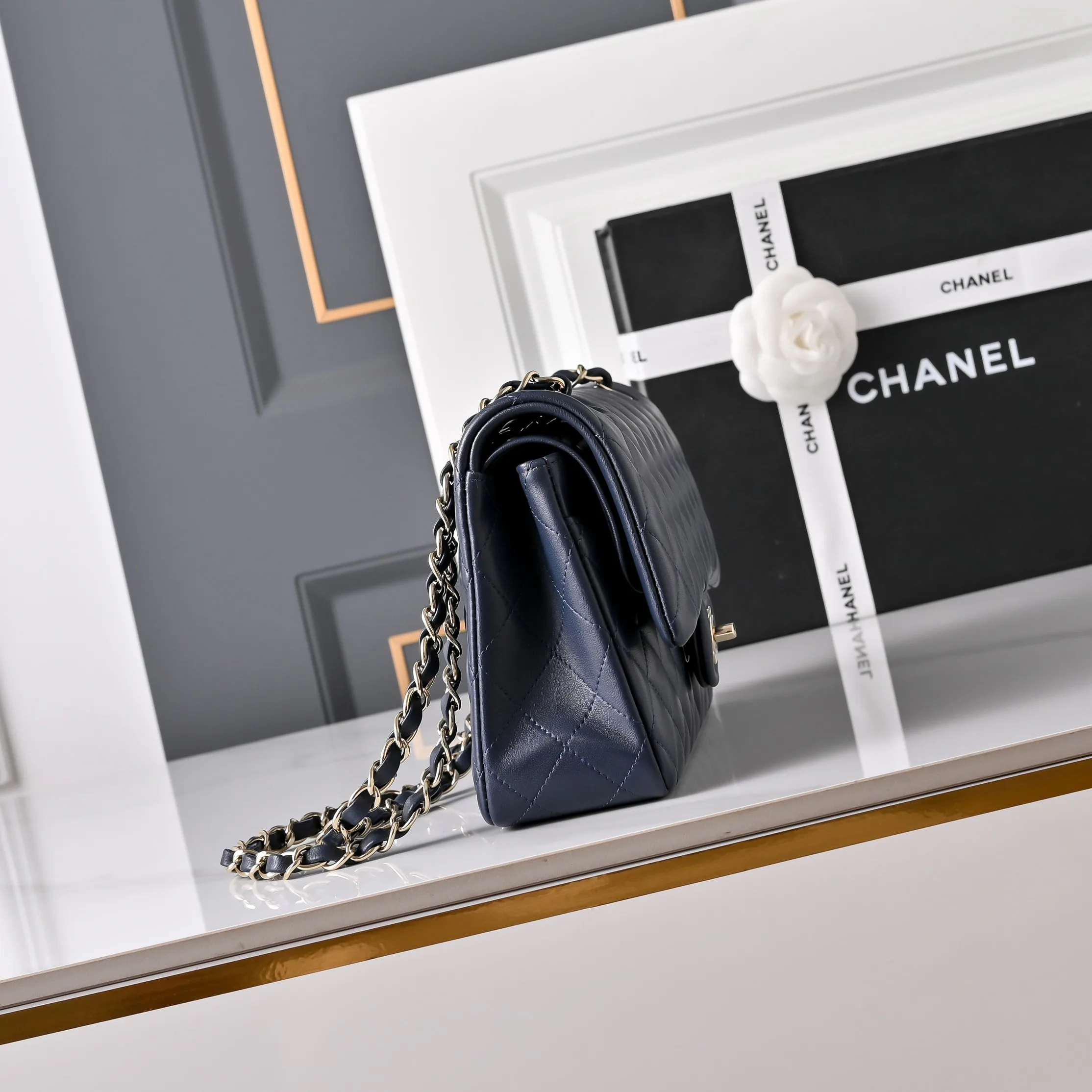 Women's Classic Handbags CHANEL 17844638