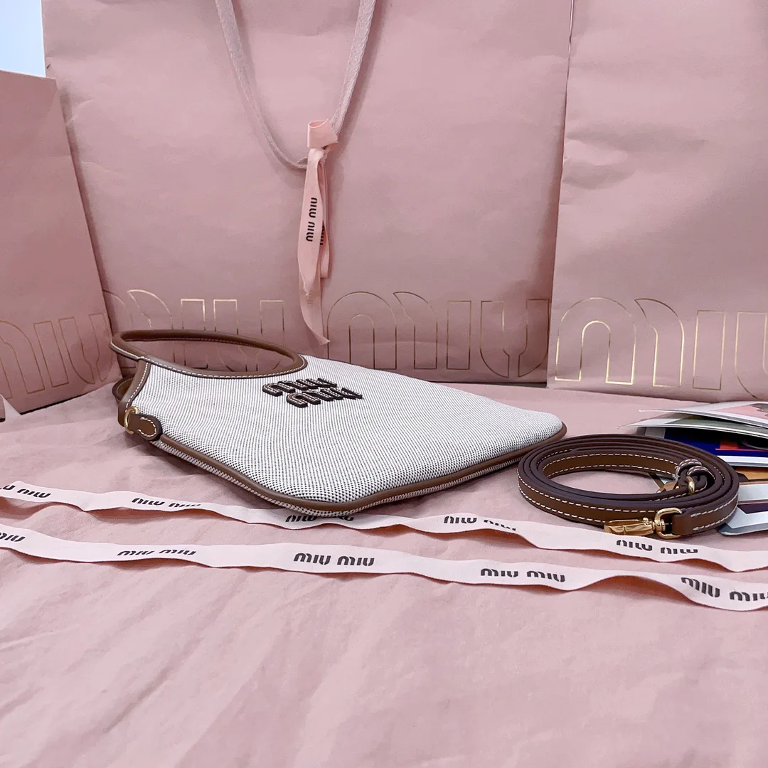 Women's Classic Handbags MIU MIU 17483317
