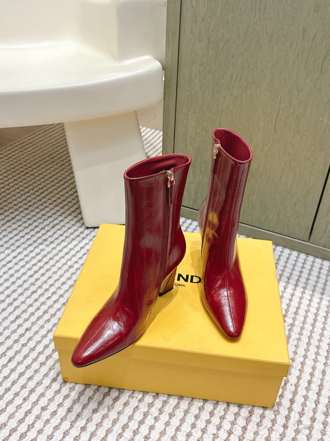 Women's Booties FENDI 18153057