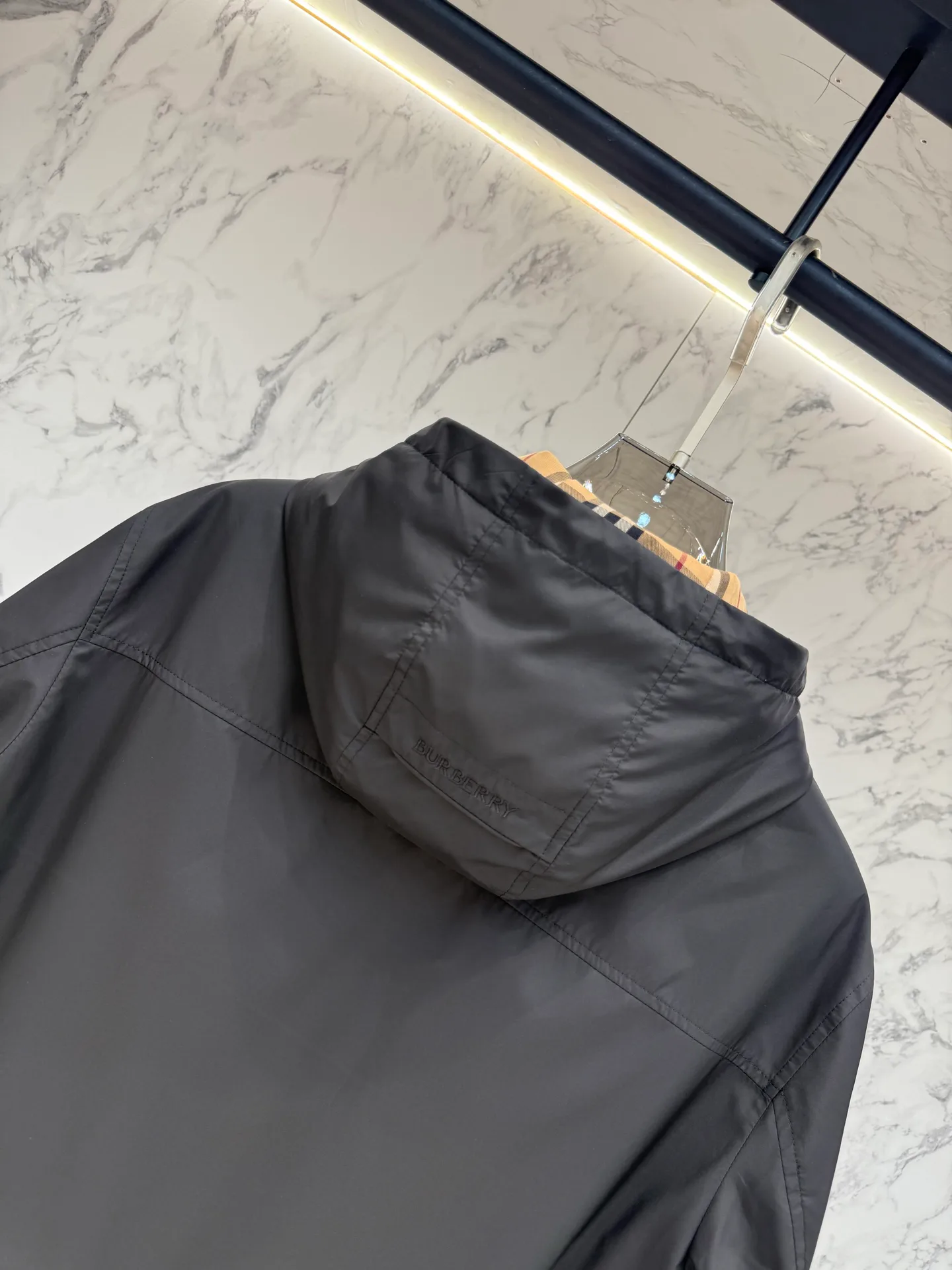 Women's Jackets And Down Jackets BURBERRY 17944118