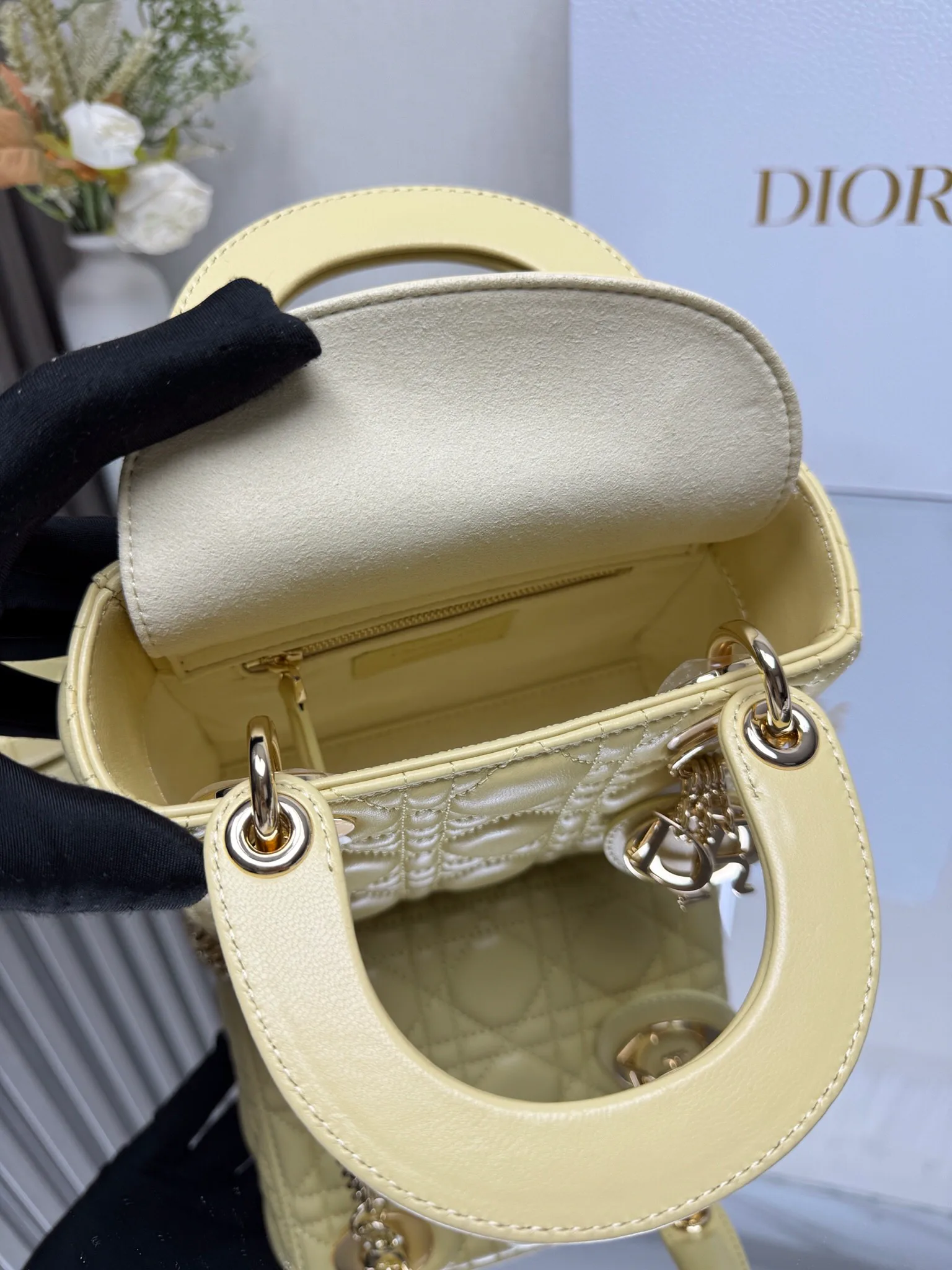 Women's Classic Handbags CHRISTIAN DIOR 17601467