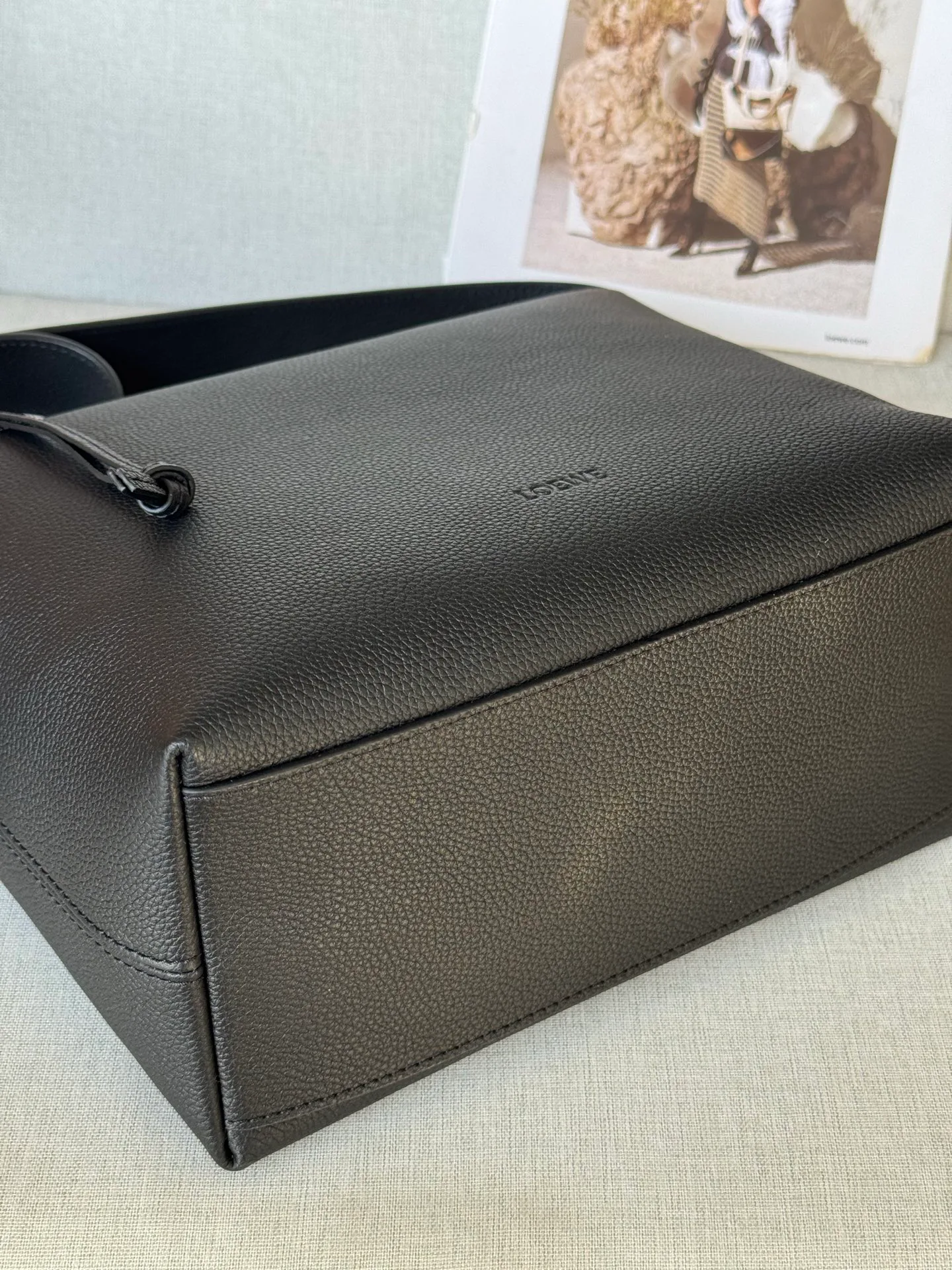Women's Classic Handbags LOEWE 18177576