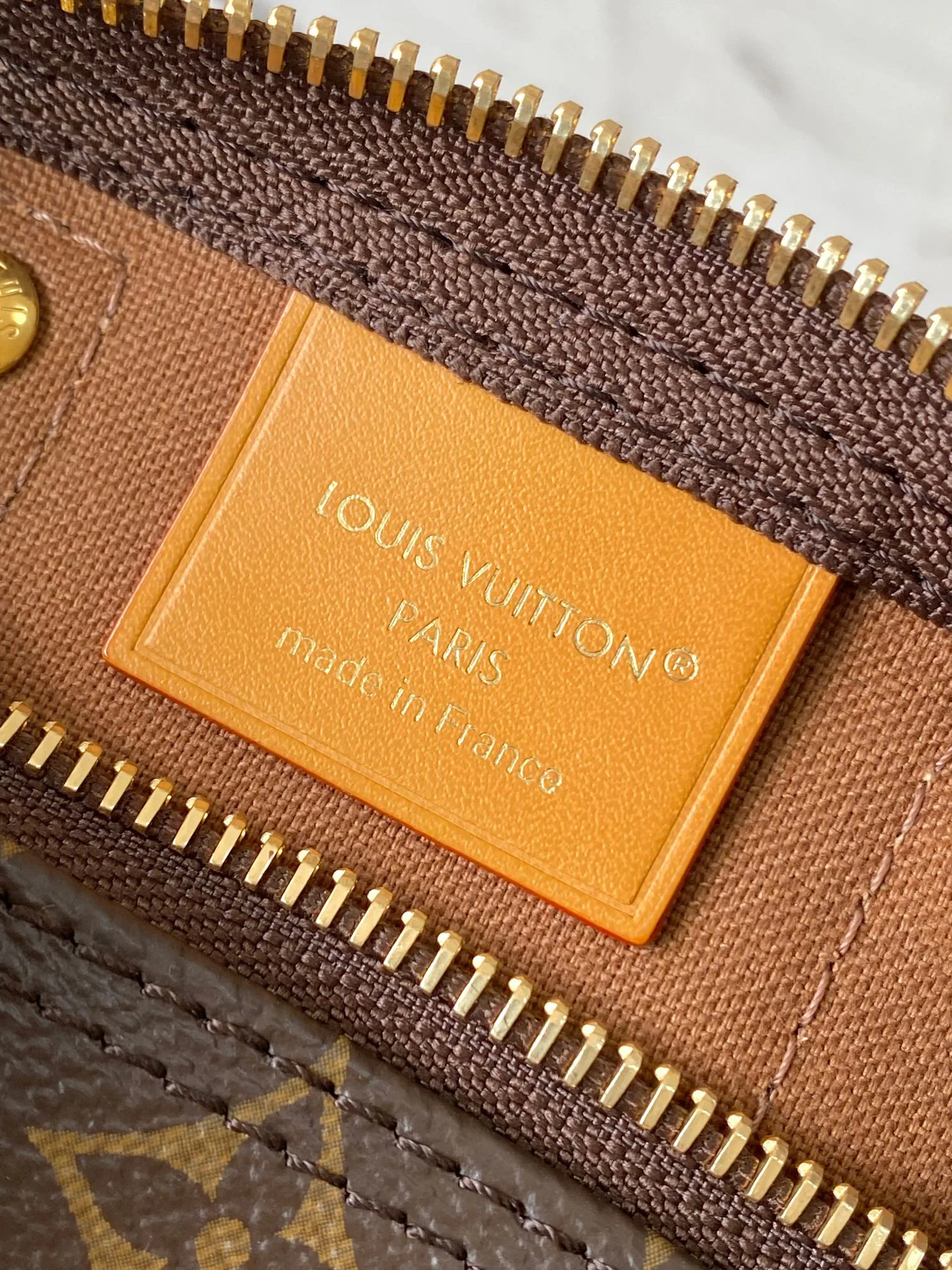 Women's Classic Handbags LOUIS VUITTON 18521084