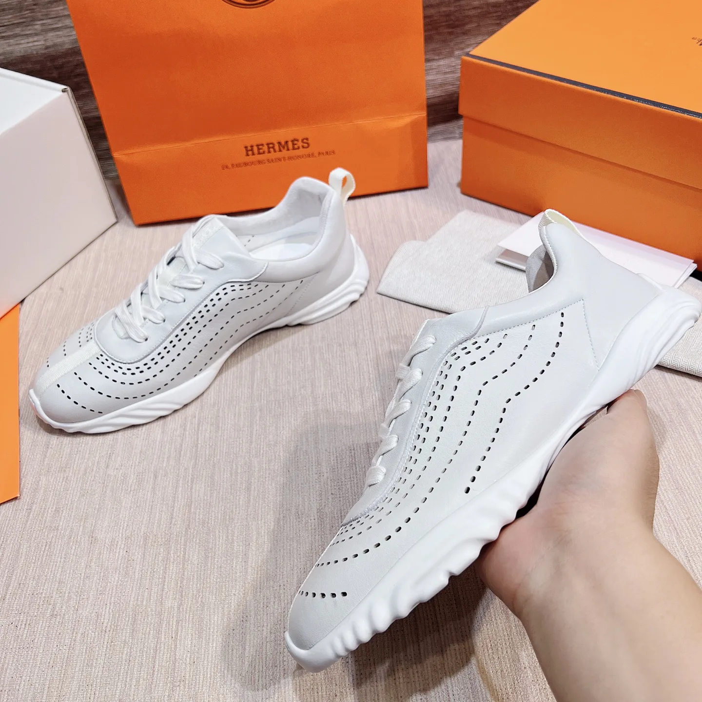 Men's Sneakers HERMES 17749560