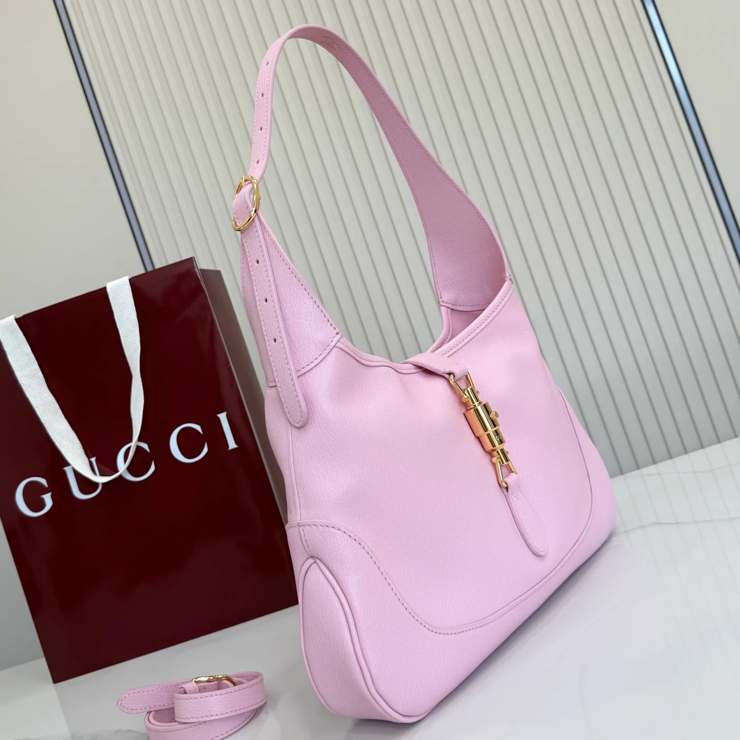 Women's Classic Handbags GUCCI 17243050