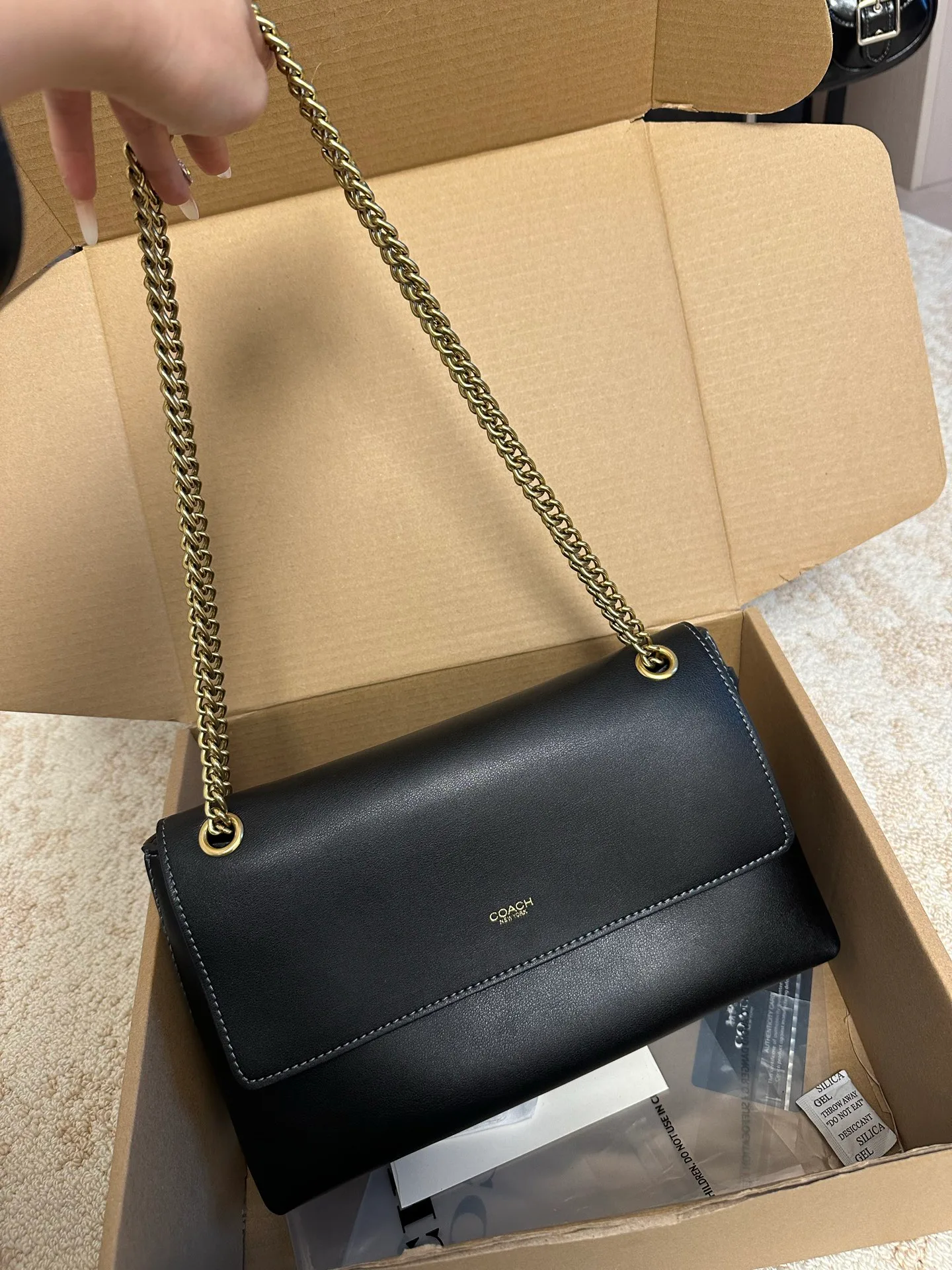 Women's Classic Handbags COACH 17824694