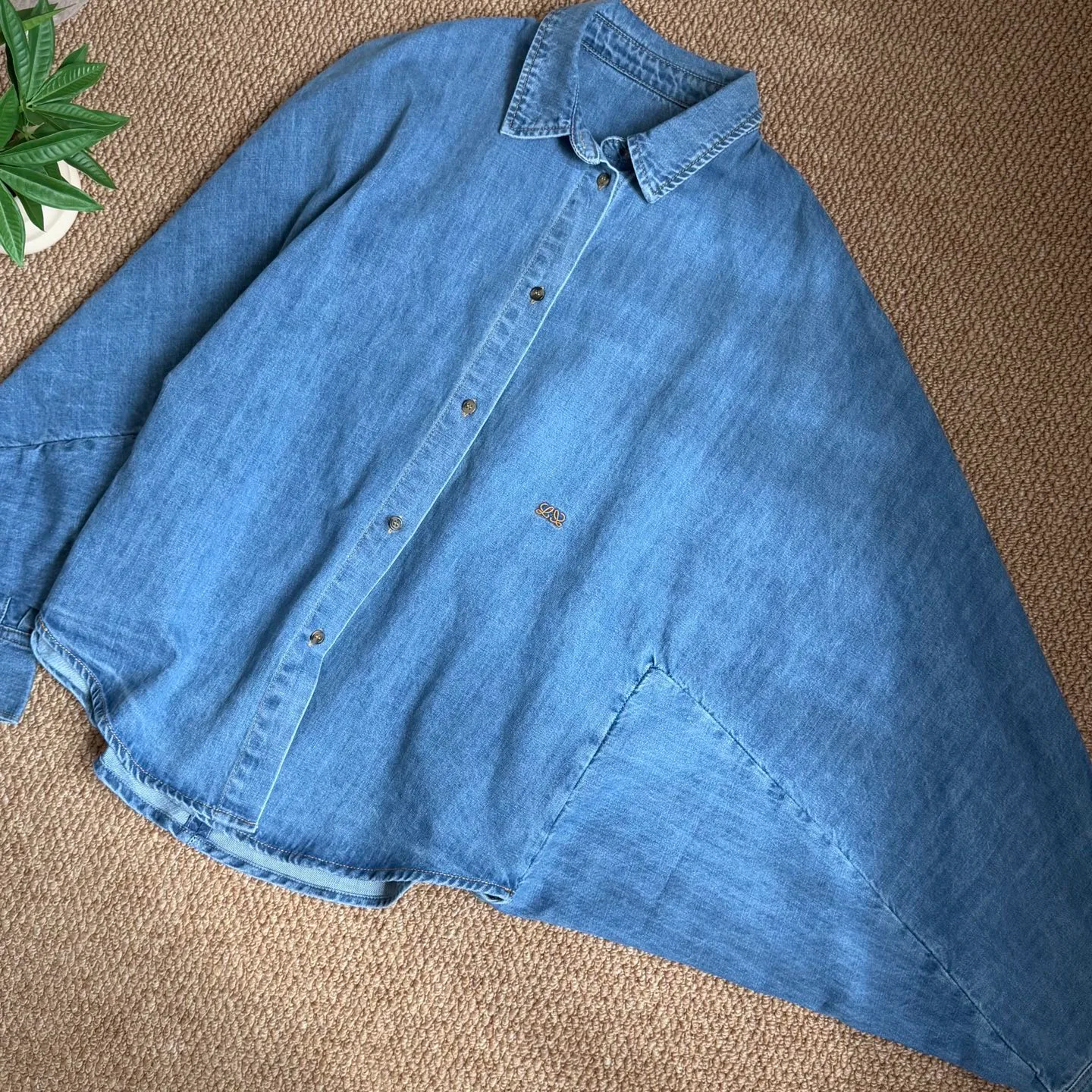 Women's Shirts LOEWE 17705646