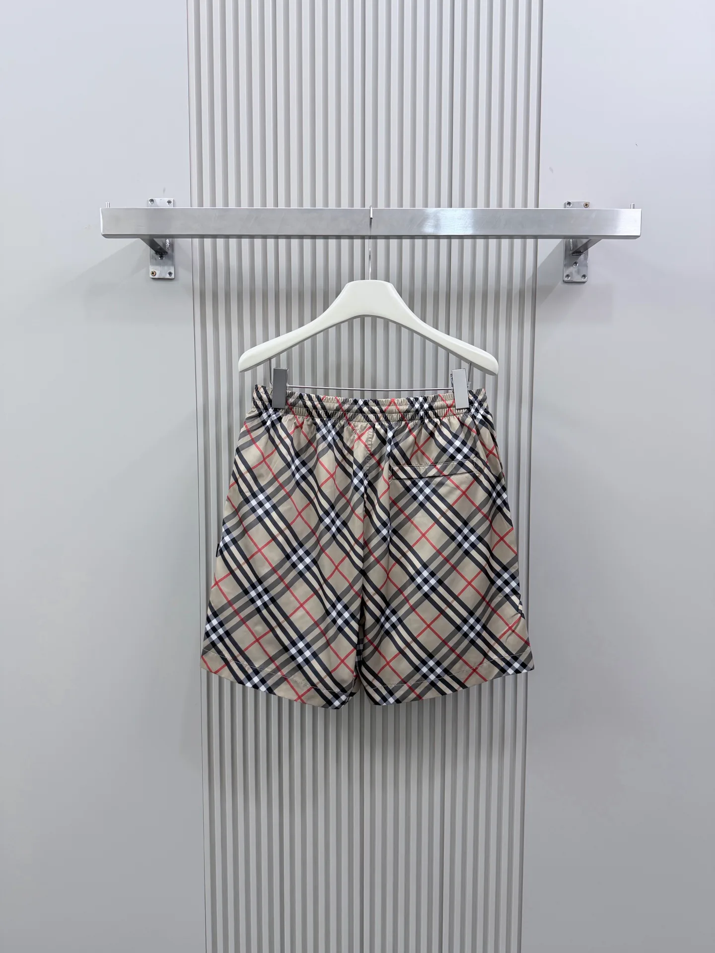 Men's Shorts BURBERRY 18074199