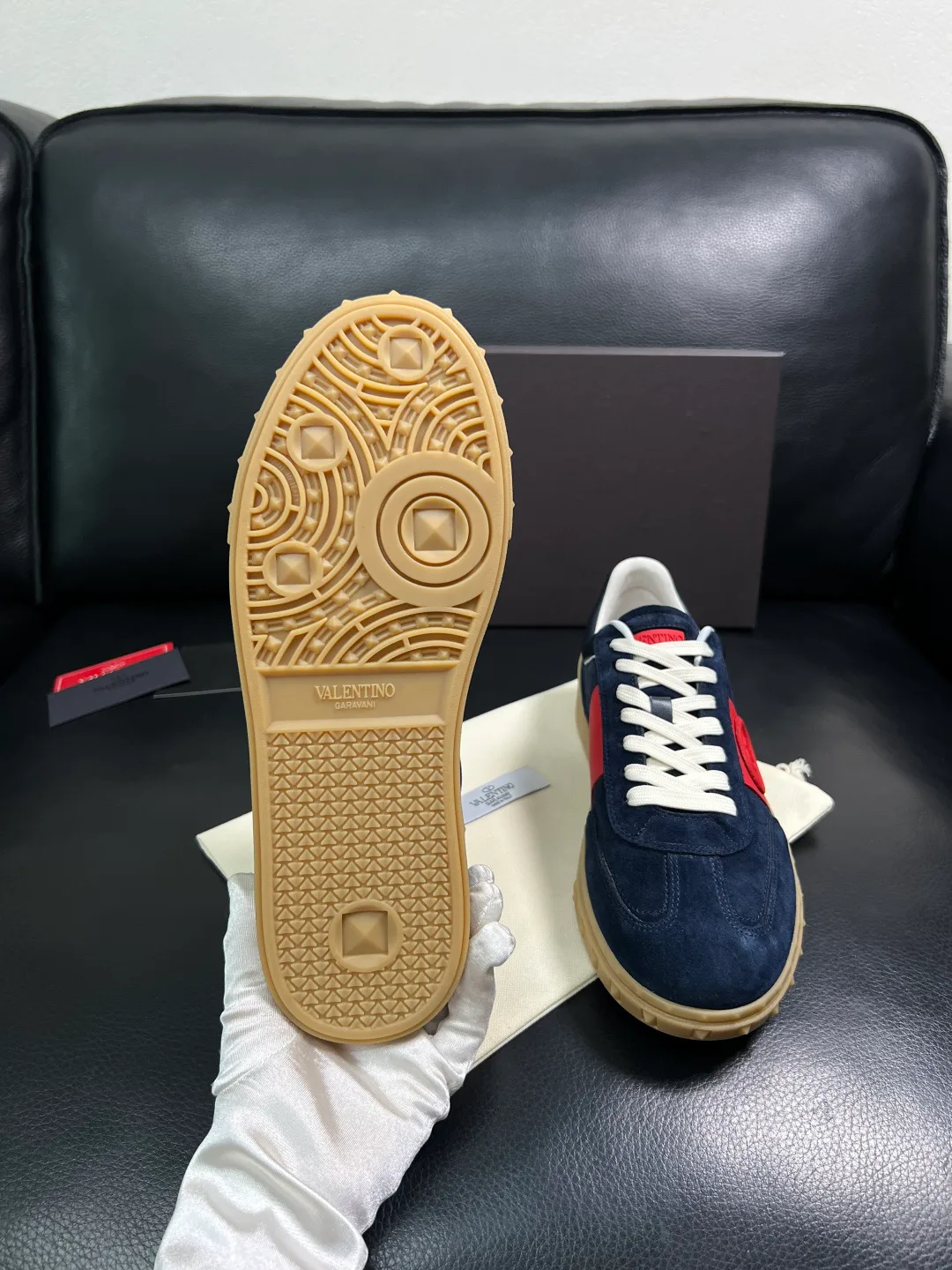 Women's Sneakers VALENTINO 17093910