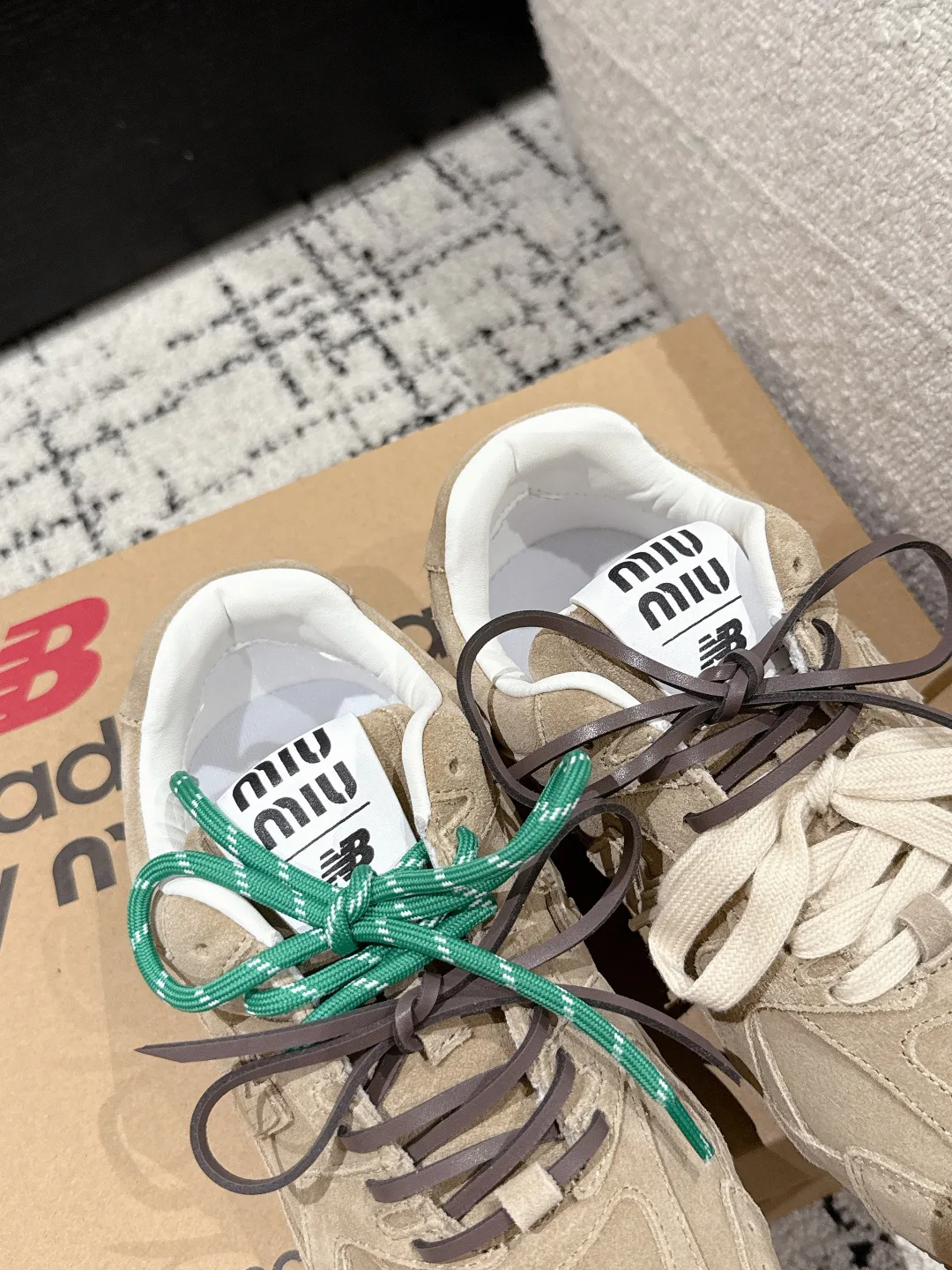 Women's Sneakers MIU MIU 18409624