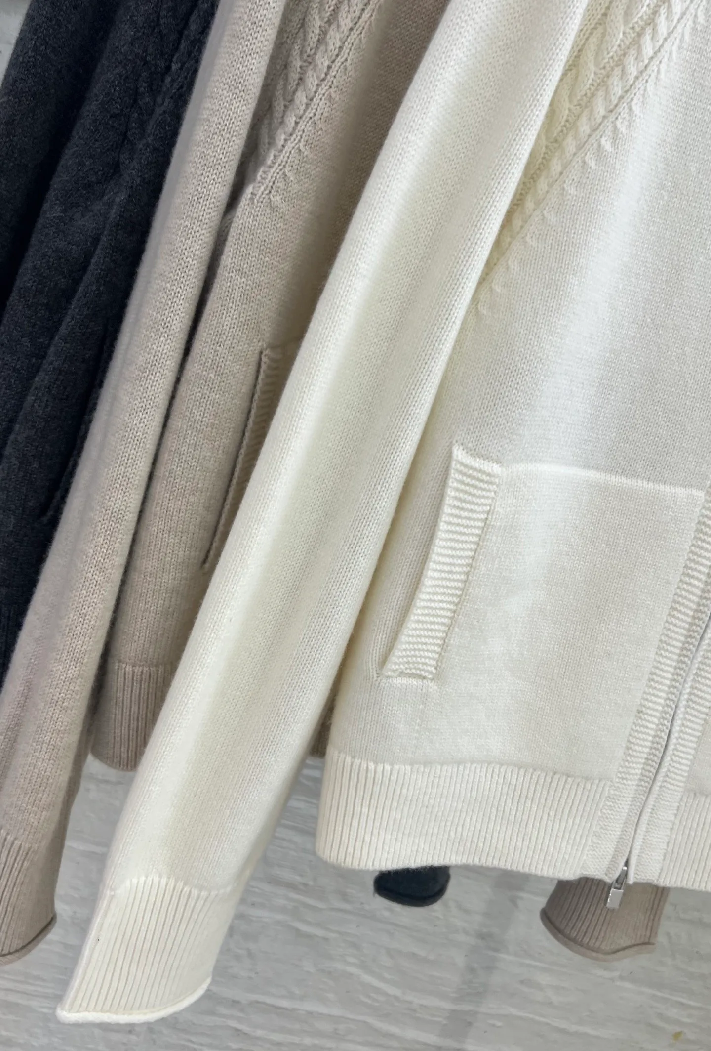 Women's Jumpers And Sweaters LORO PIANA 18014376