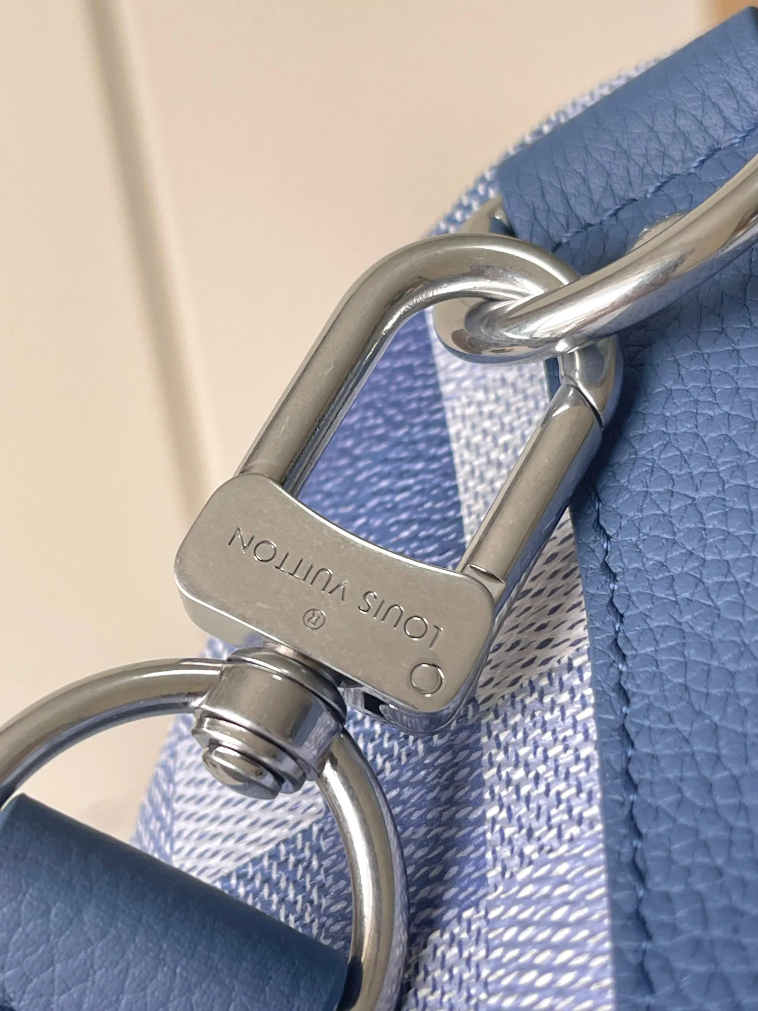 Women's Travel Bags LOUIS VUITTON 17979937