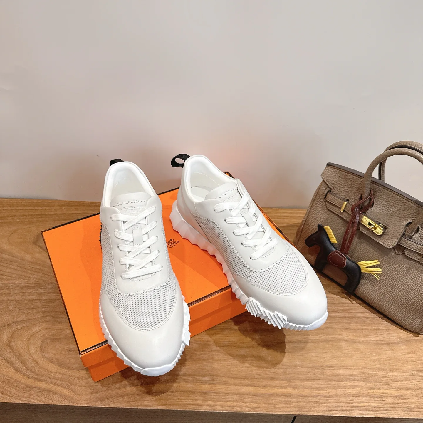 Women's Sneakers HERMES 17414525