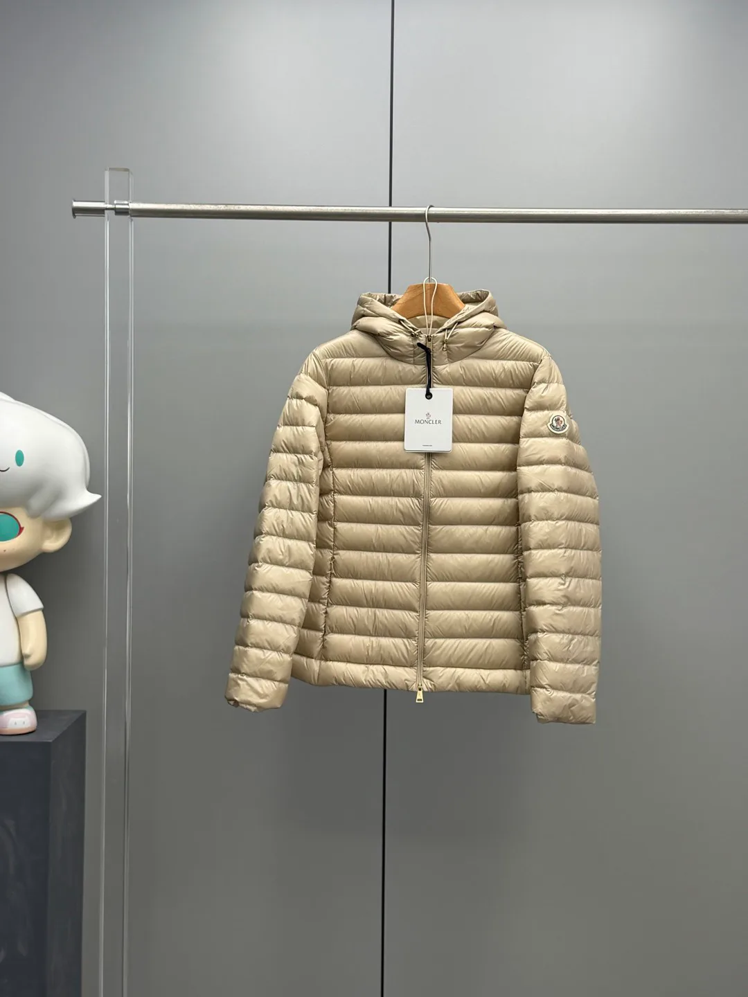Куртки И Пуховики Мужские Moncler 18684560