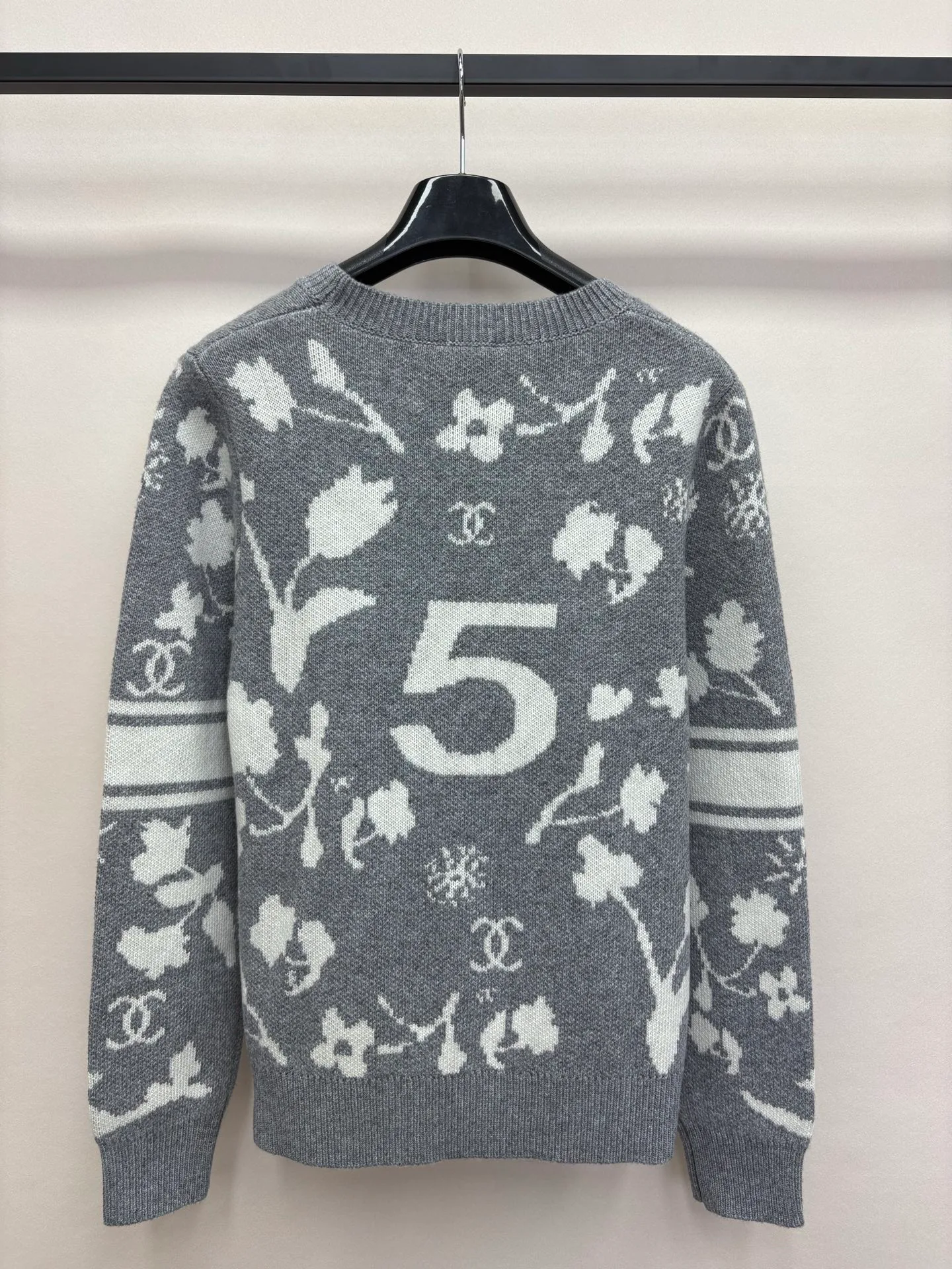 Women's Jumpers And Sweaters CHANEL 17696372