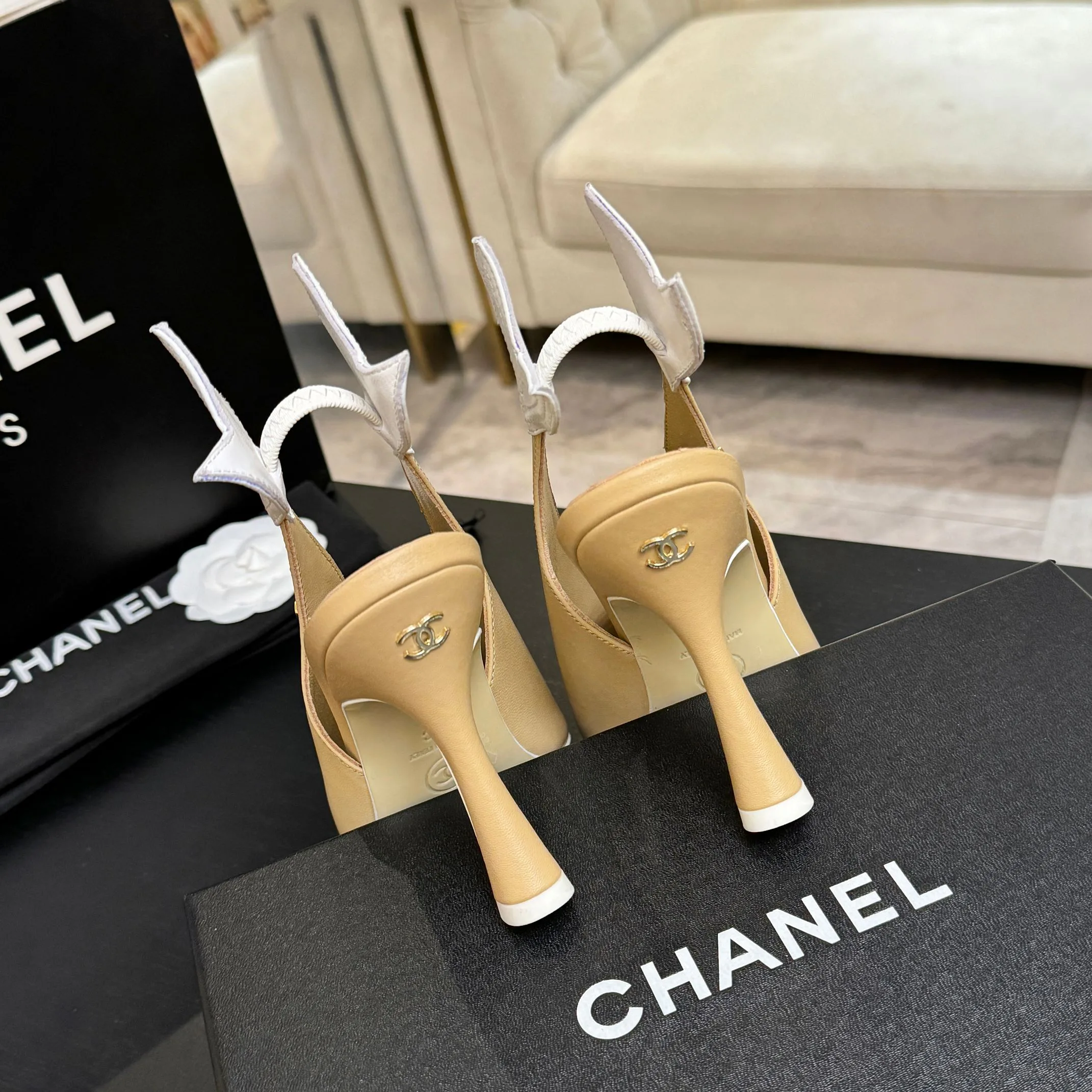 Women's Heels CHANEL 17448349