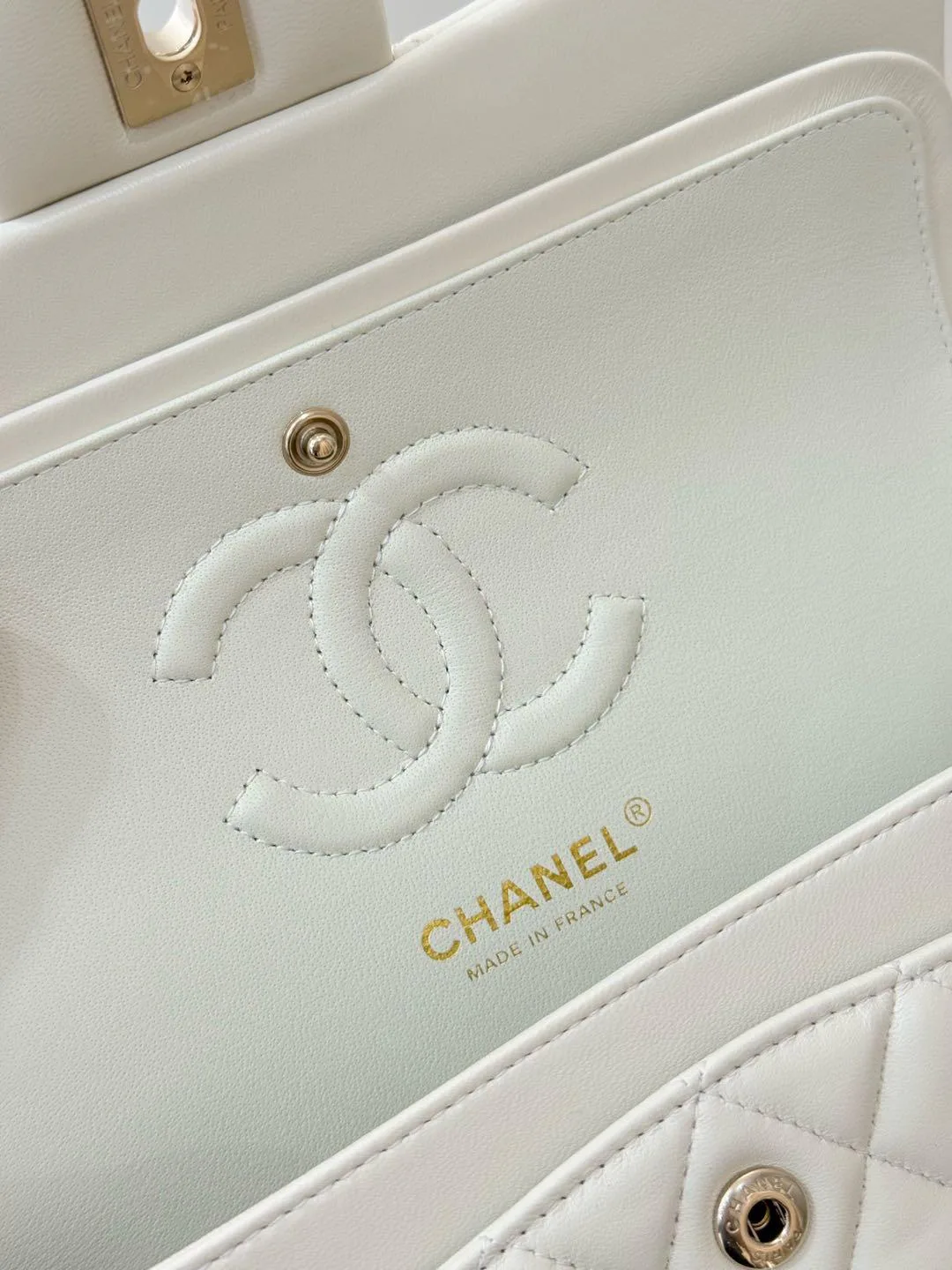 Women's Classic Handbags CHANEL 18004402