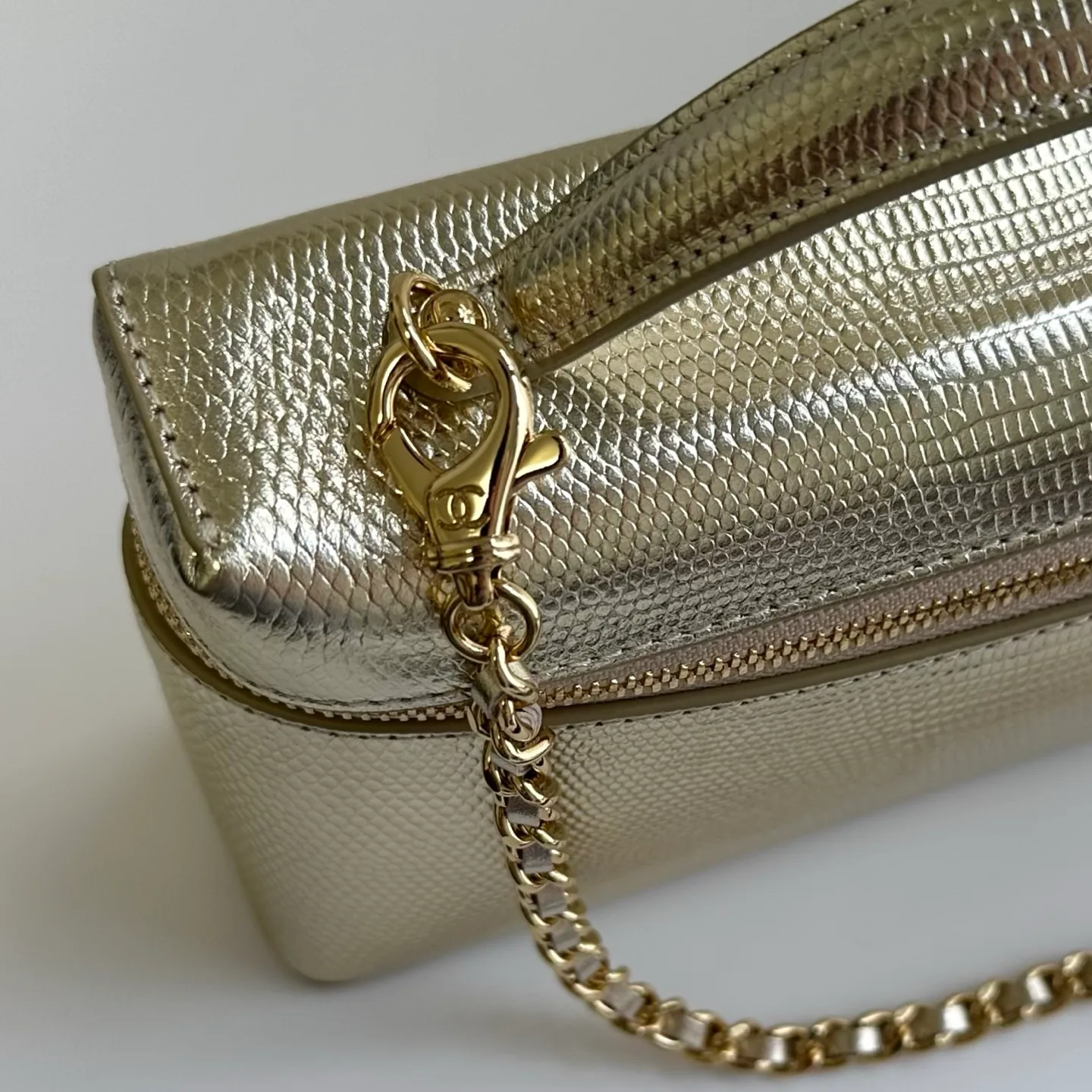 Women's Classic Handbags CHANEL 17916899