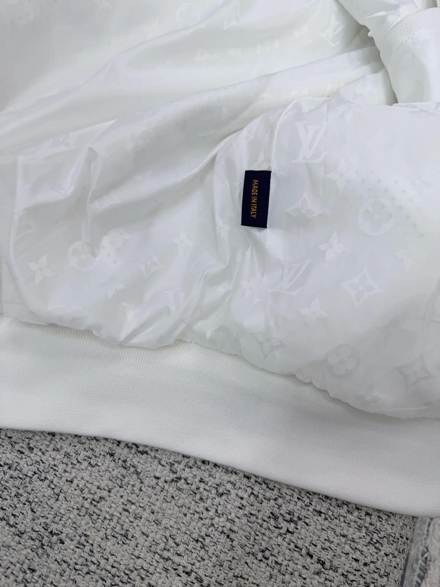 Men's Jackets And Down Jackets LOUIS VUITTON 18544986