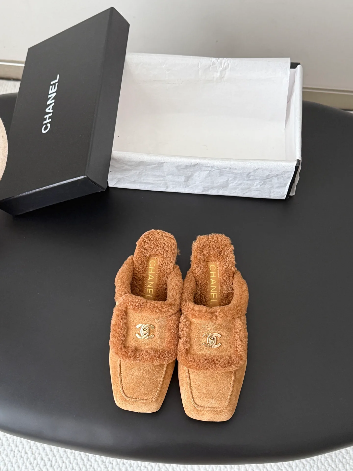 Women's Mules And Clogs CHANEL 18362219