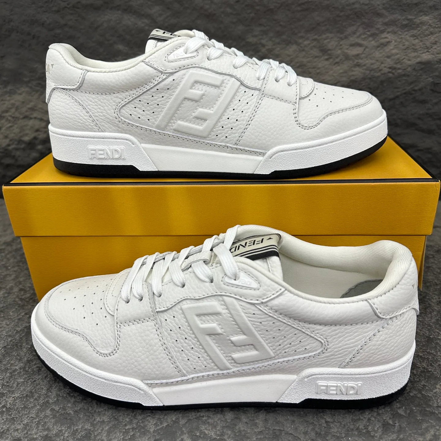 Men's Sneakers FENDI 18154161