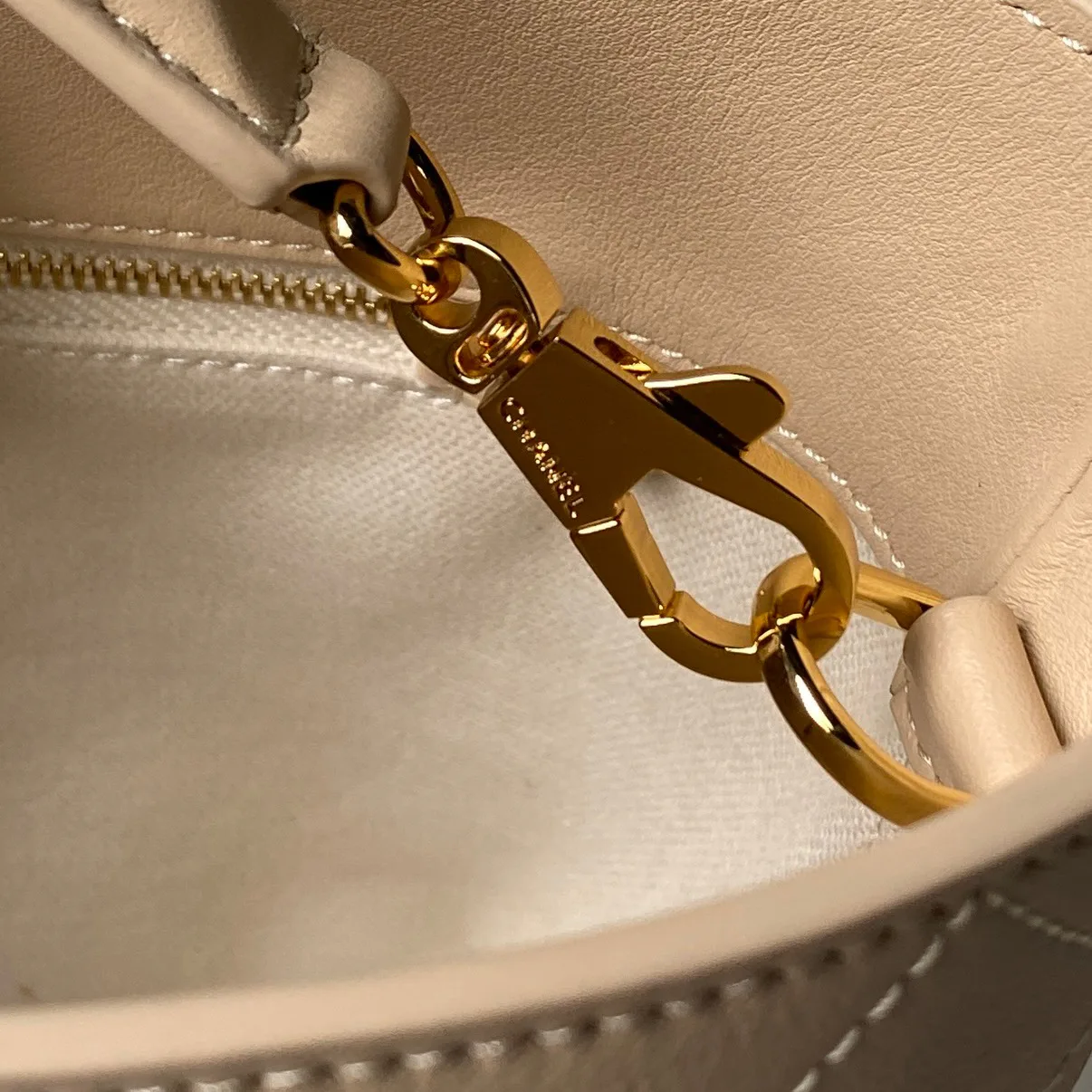 Women's Classic Handbags CHANEL 16891730