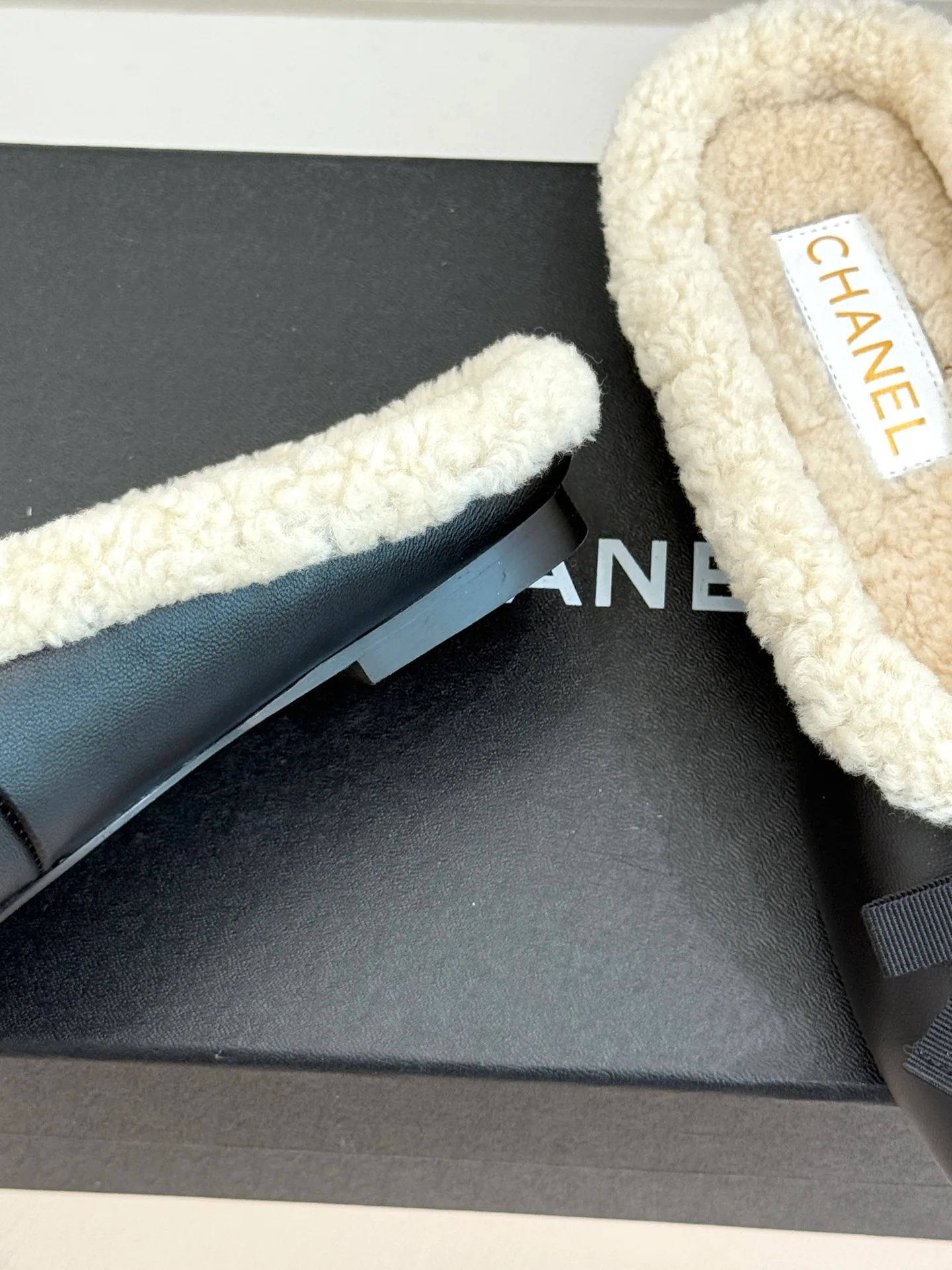 Women's Mules And Clogs CHANEL 17938391