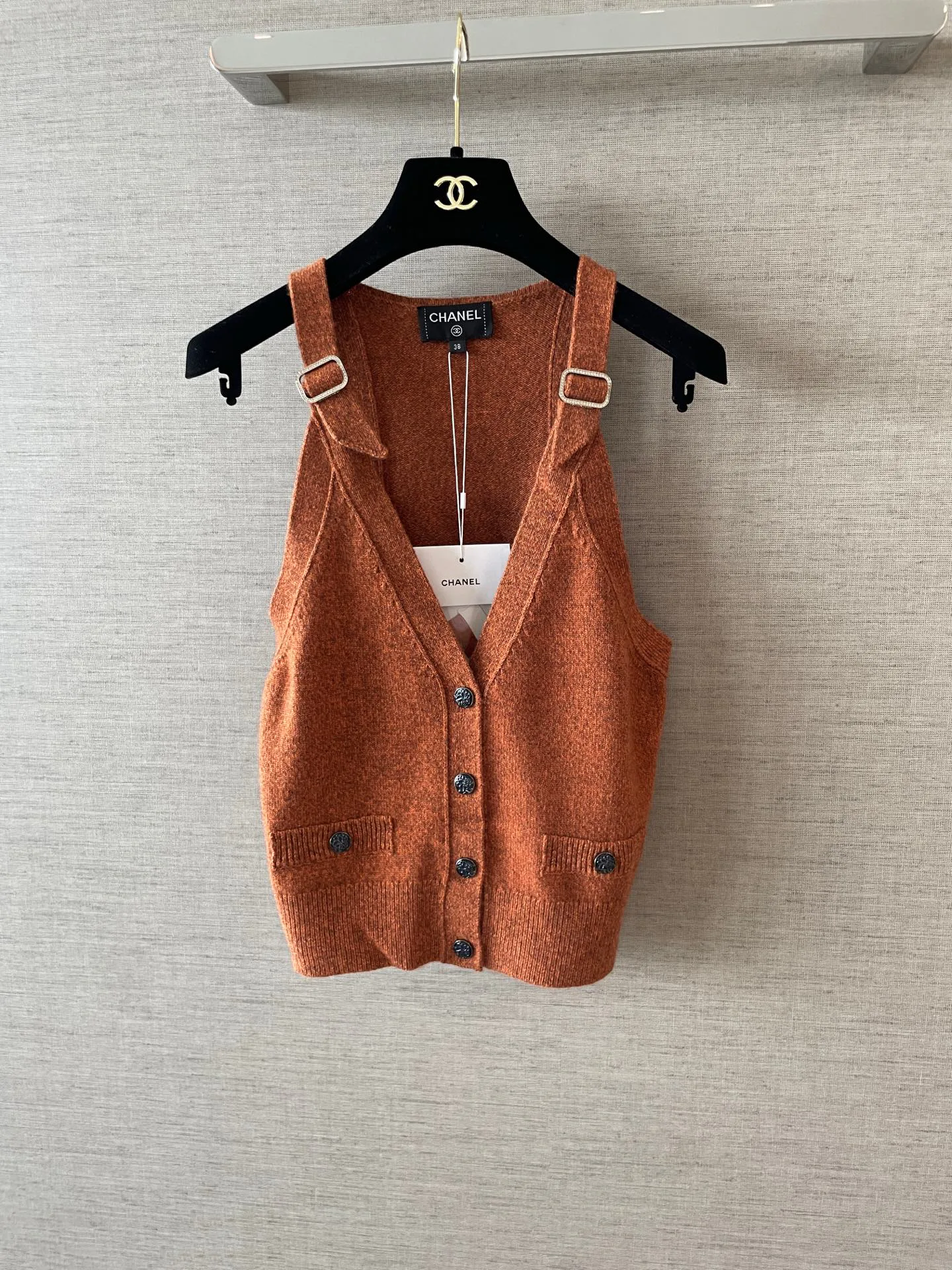 Women's Vests CHANEL 18465571