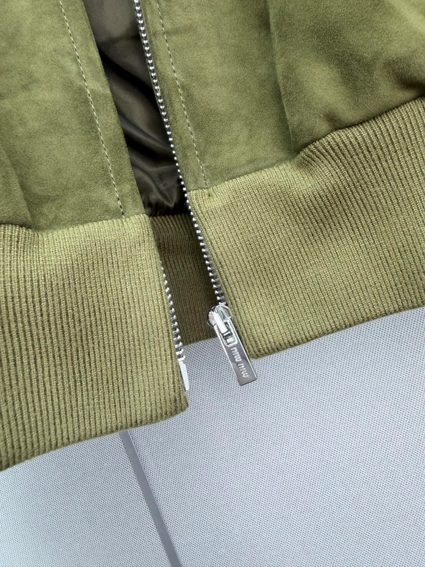 Women's Leather Jackets And Sheepskin Coats MIU MIU 17288285
