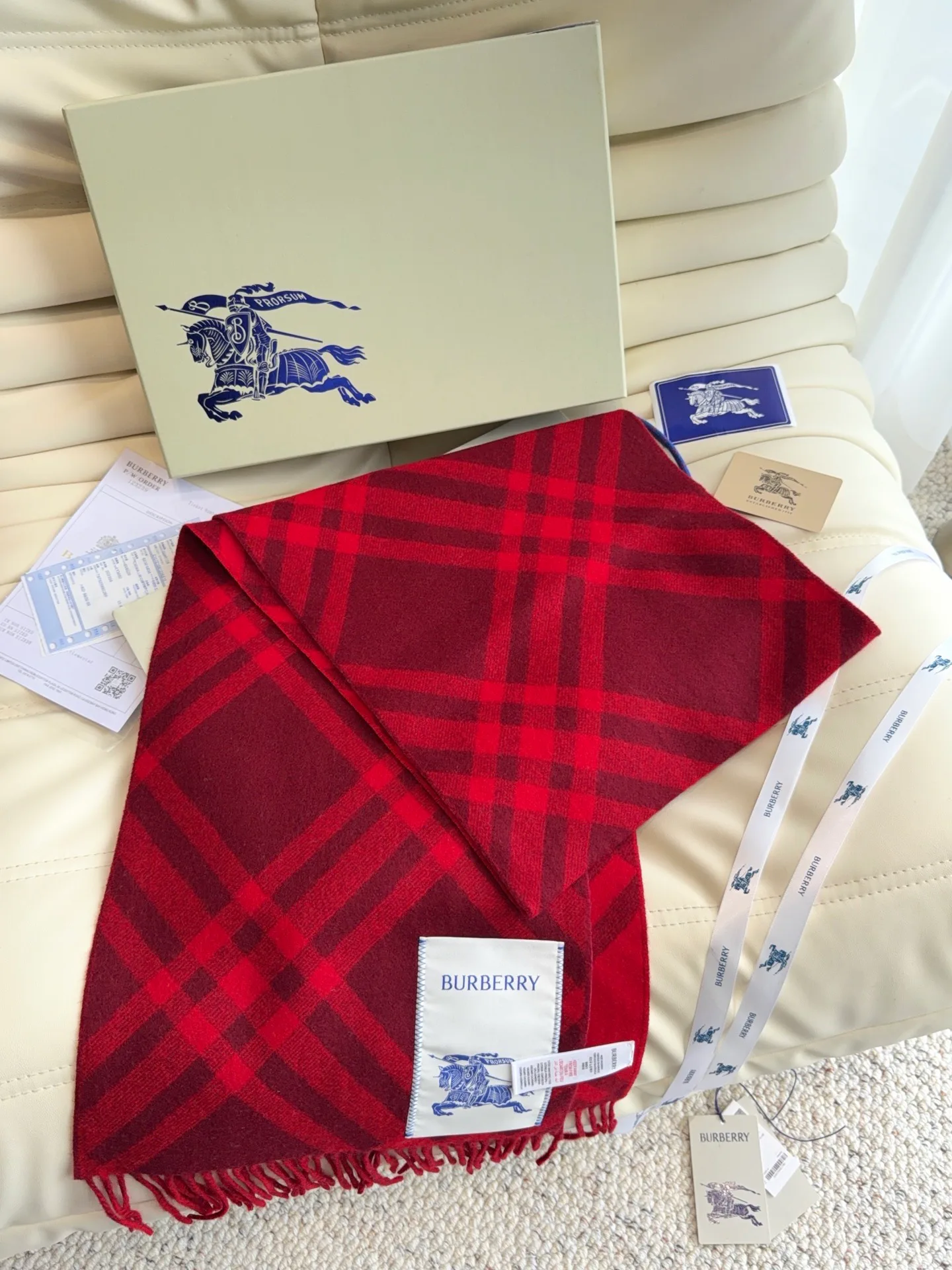 Scarves BURBERRY 17911094