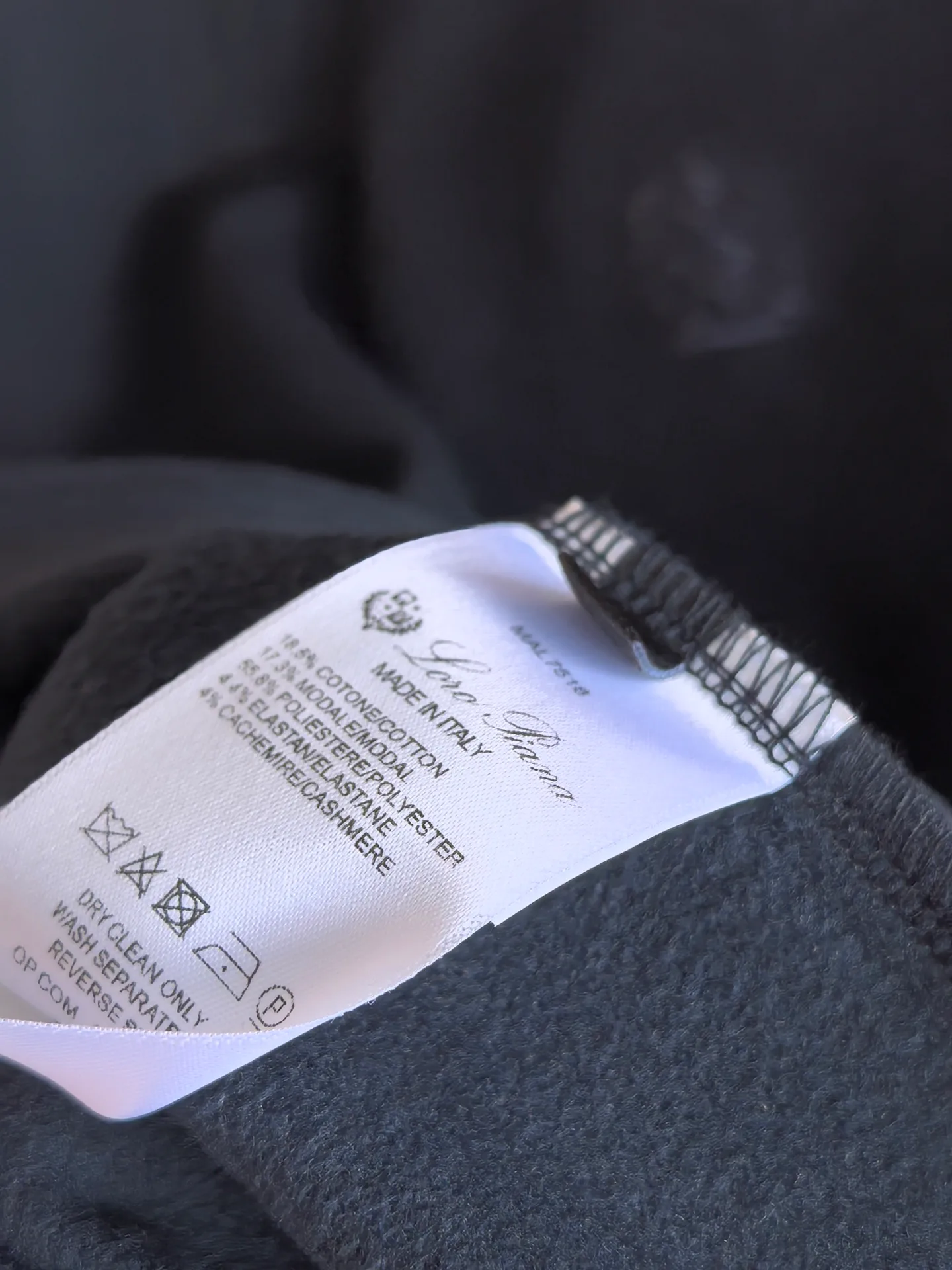 Men's Sweatshirts And Hoodies LORO PIANA 18140609