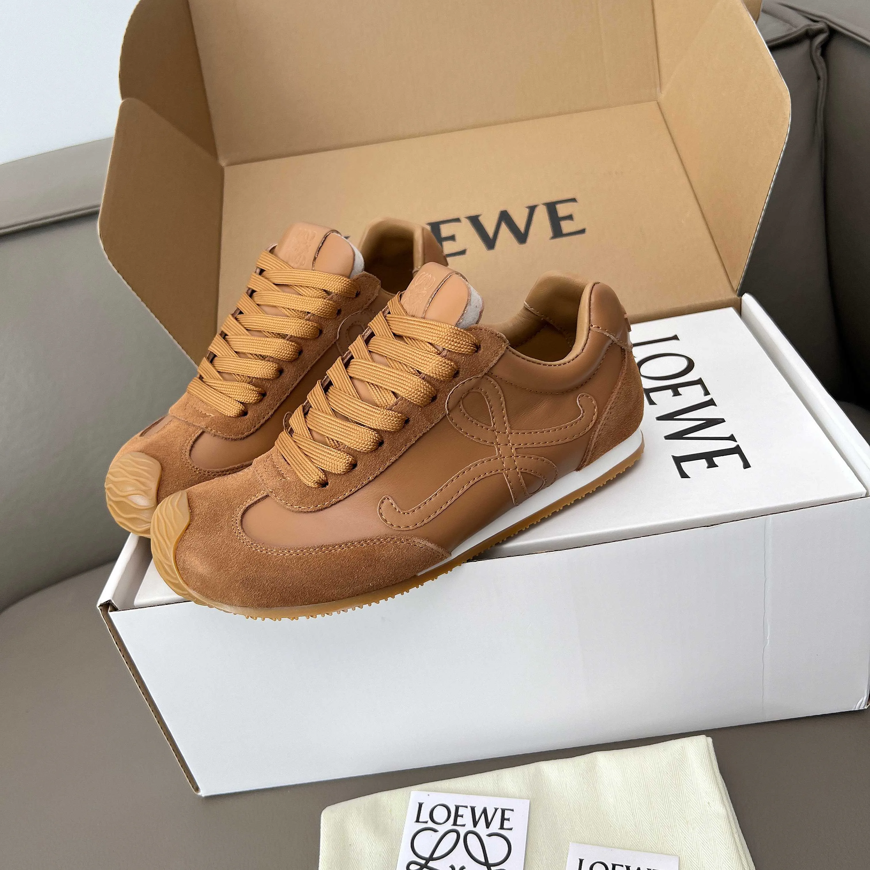 Women's Sneakers LOEWE 18011182