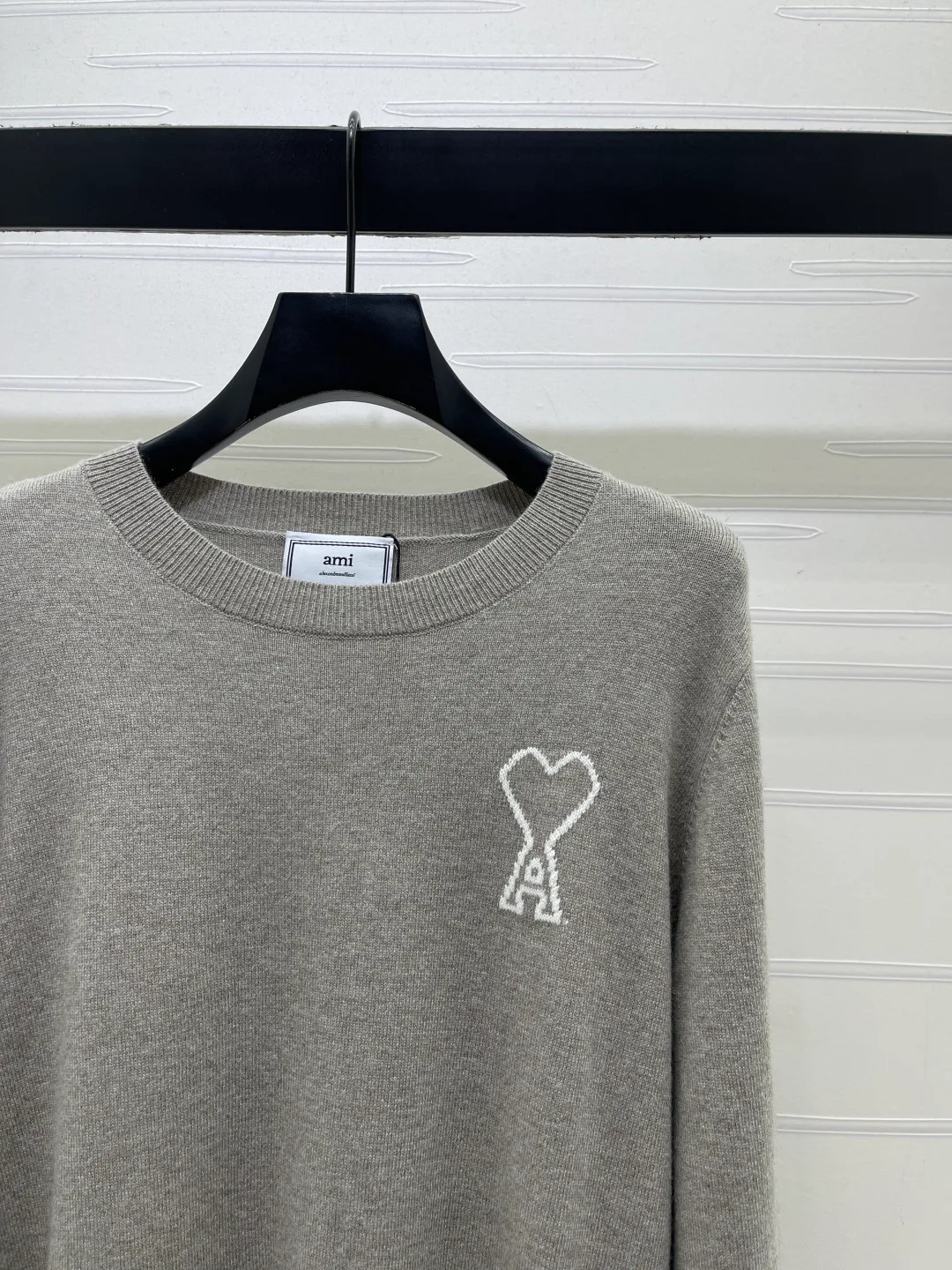 Women's Jumpers And Sweaters AMI PARIS 17274597