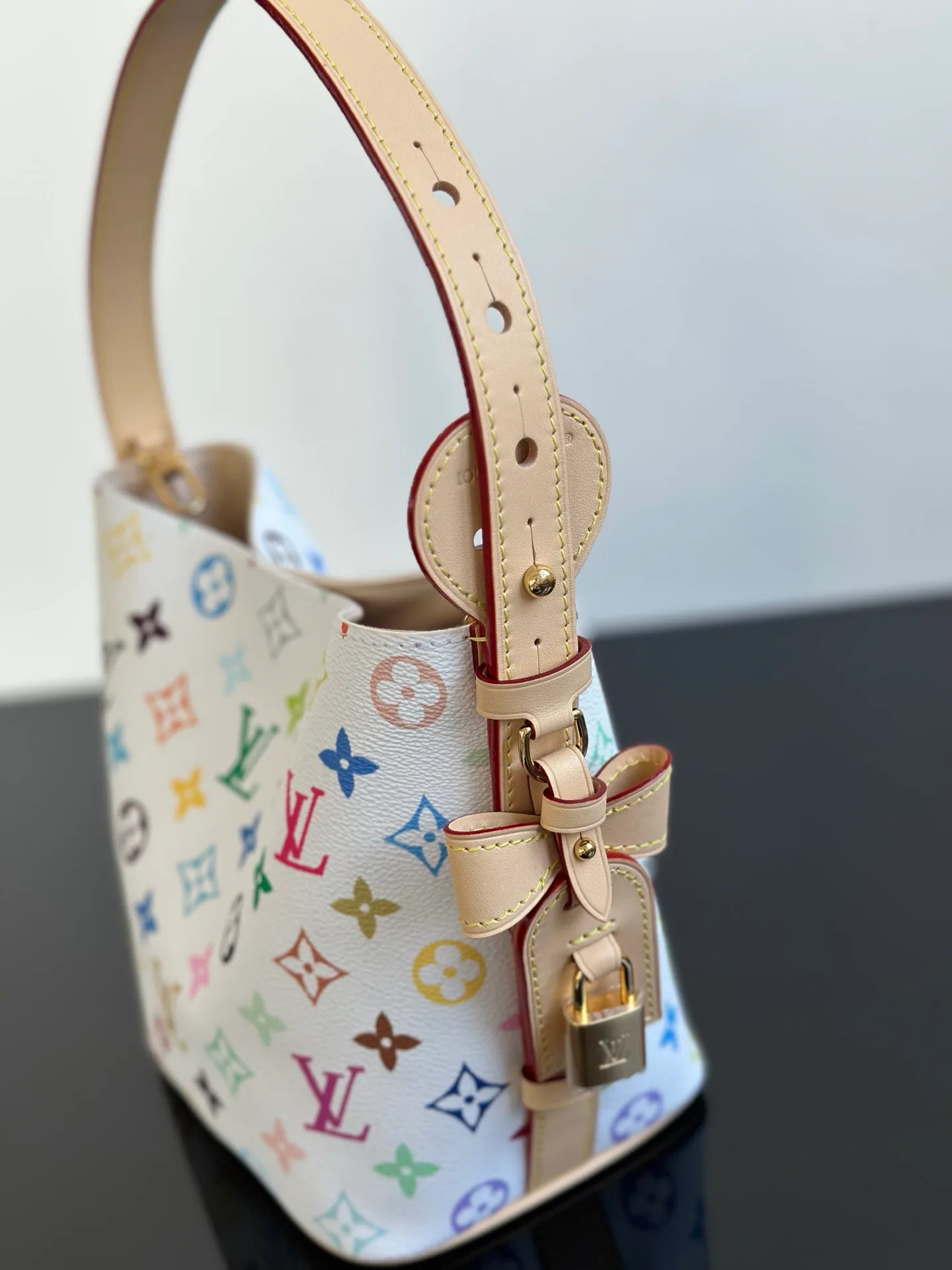 Women's Classic Handbags LOUIS VUITTON 18376561