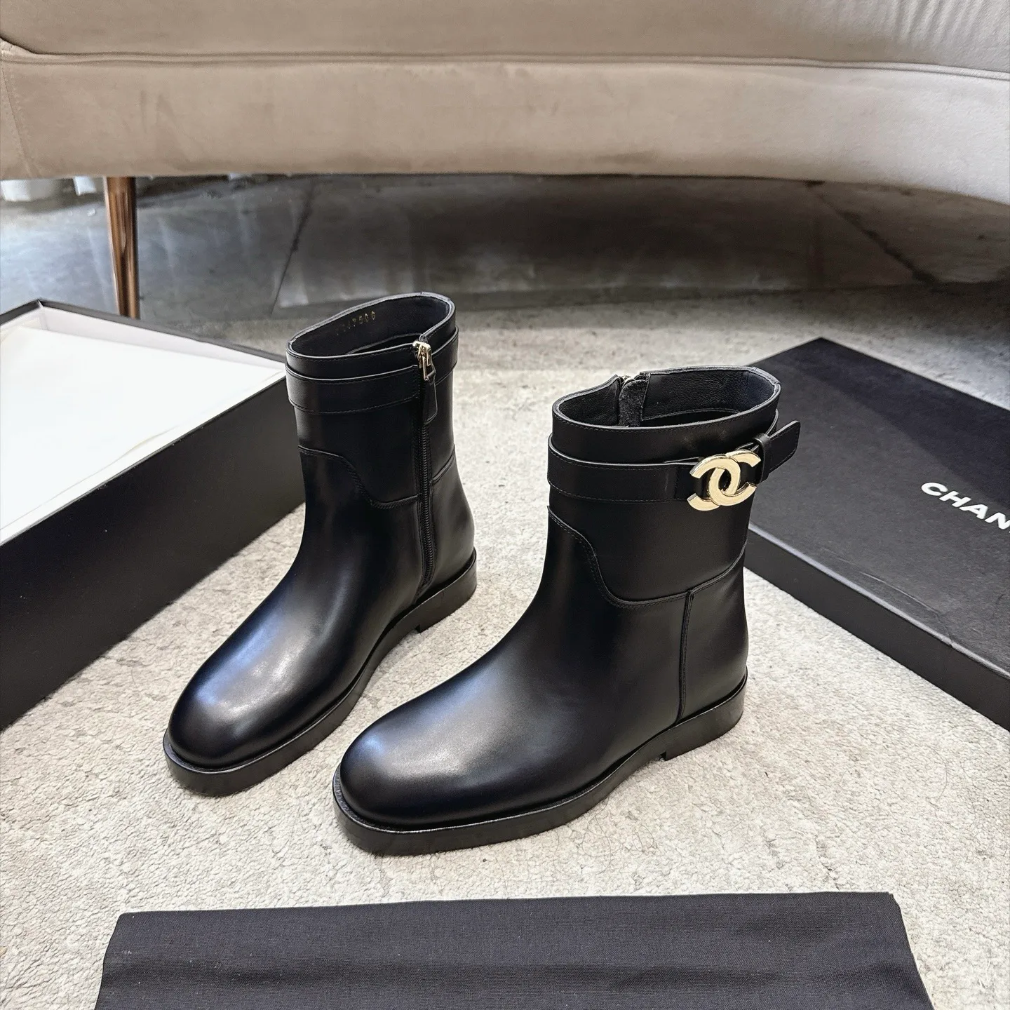 Сапоги Женские Chanel 18559197