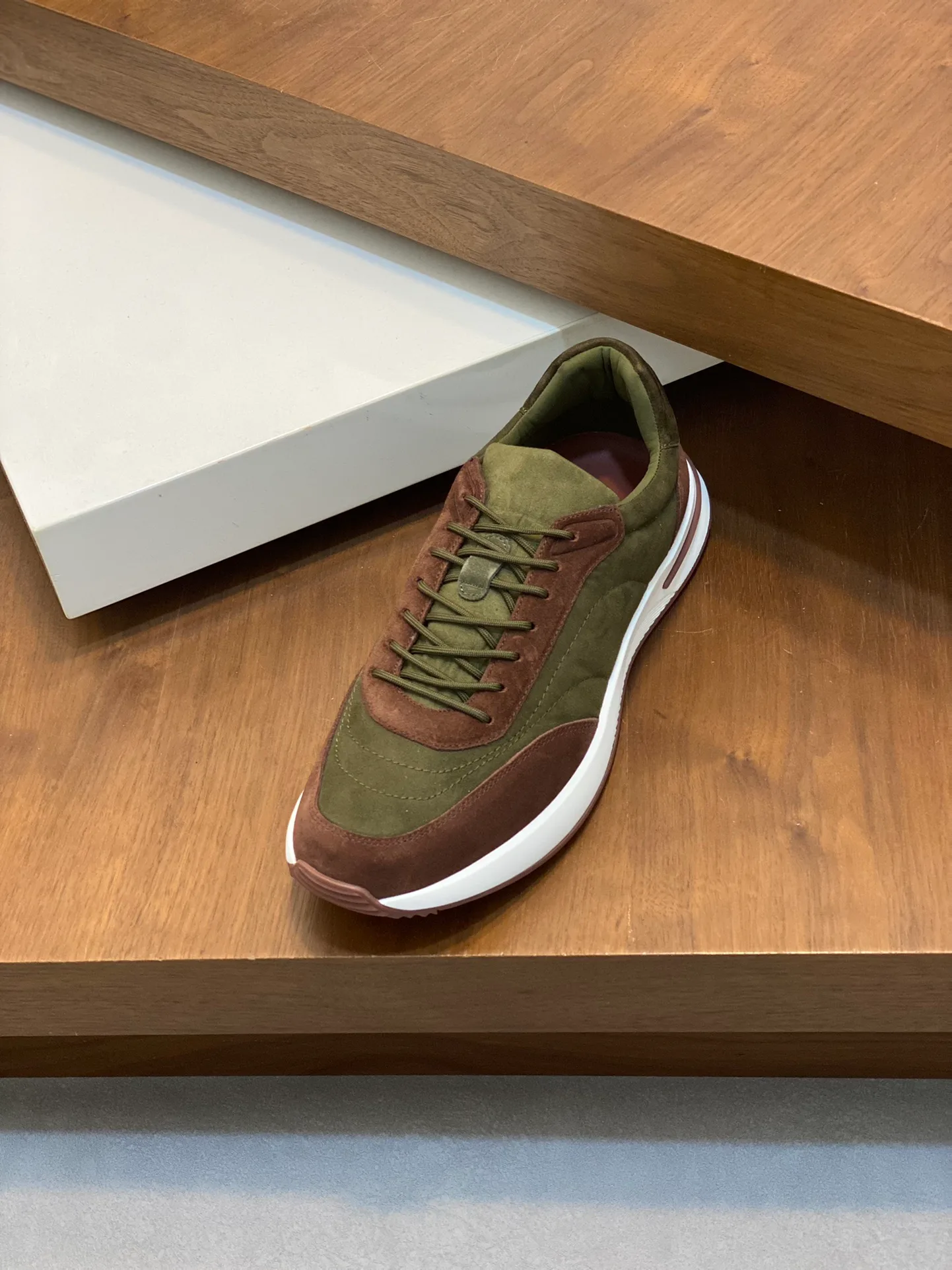 Men's Sneakers LORO PIANA 17942770