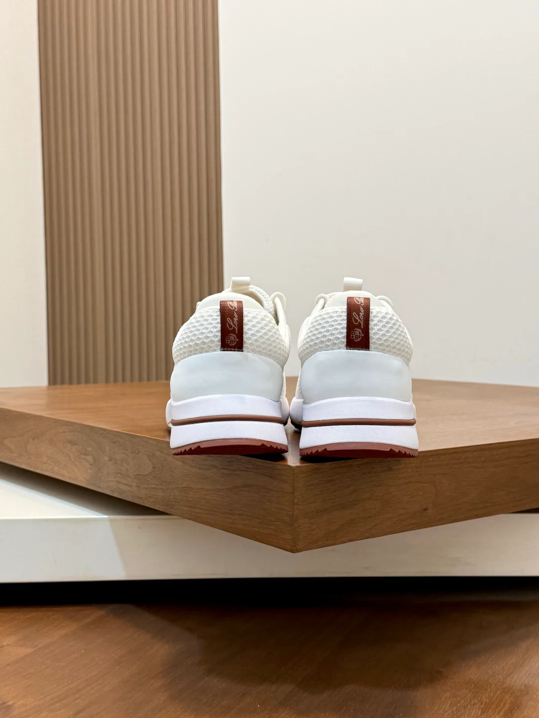 Men's Sneakers LORO PIANA 18100239