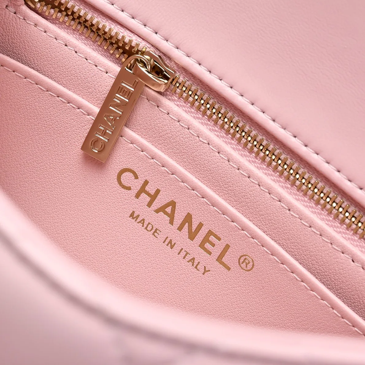 Women's Classic Handbags CHANEL 18207683