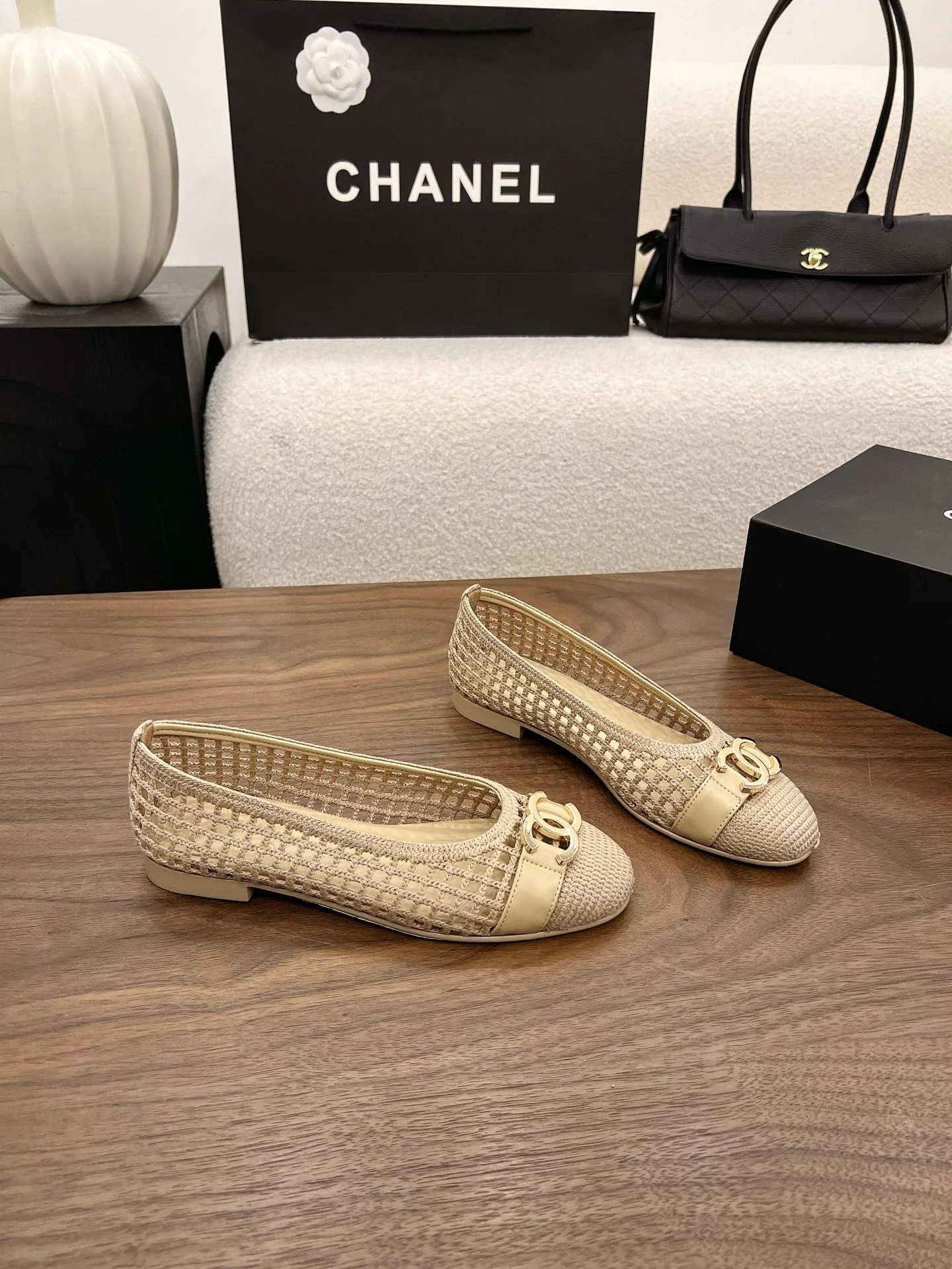 Women's Ballet Flats CHANEL 17342667
