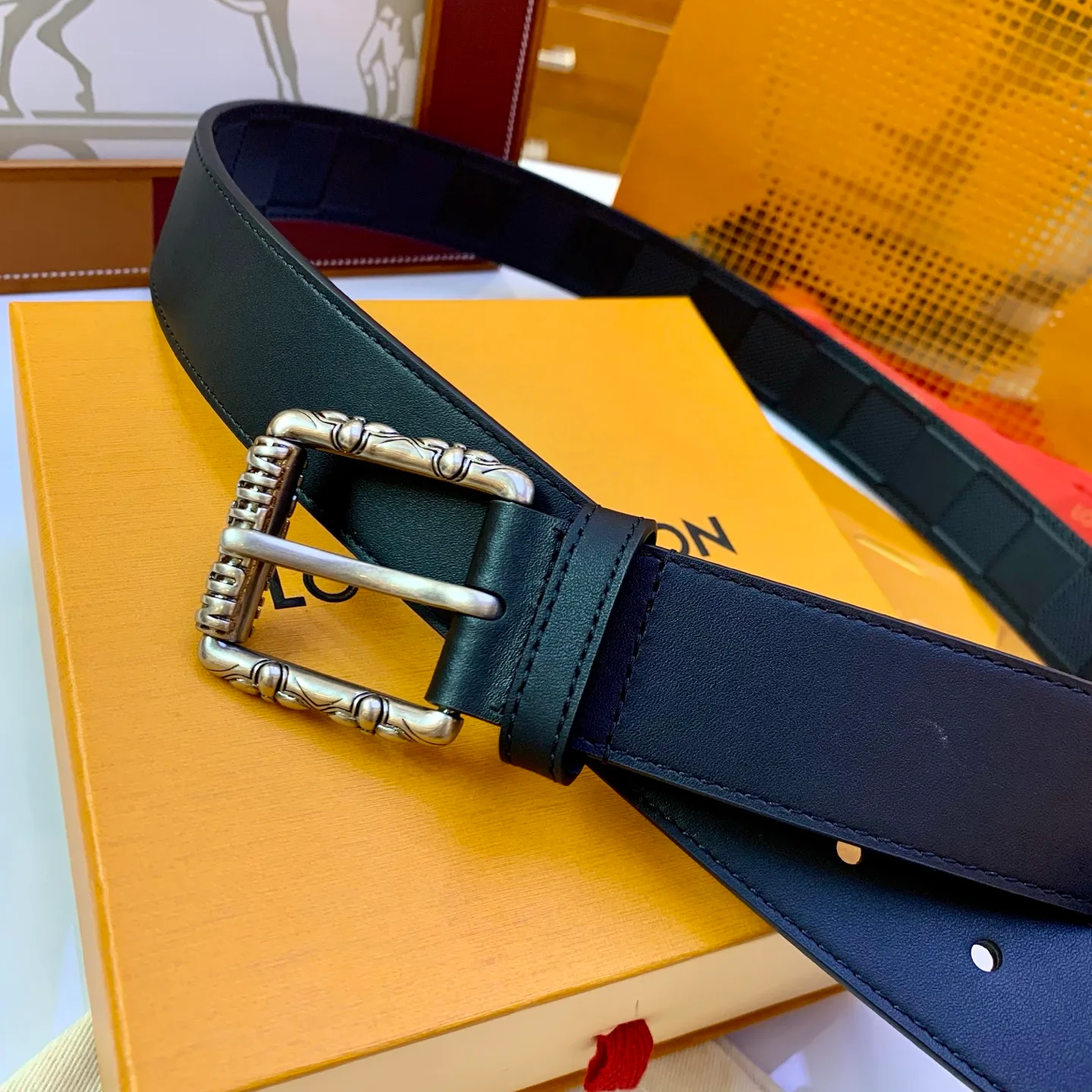Belts LOUIS VUITTON 17638913