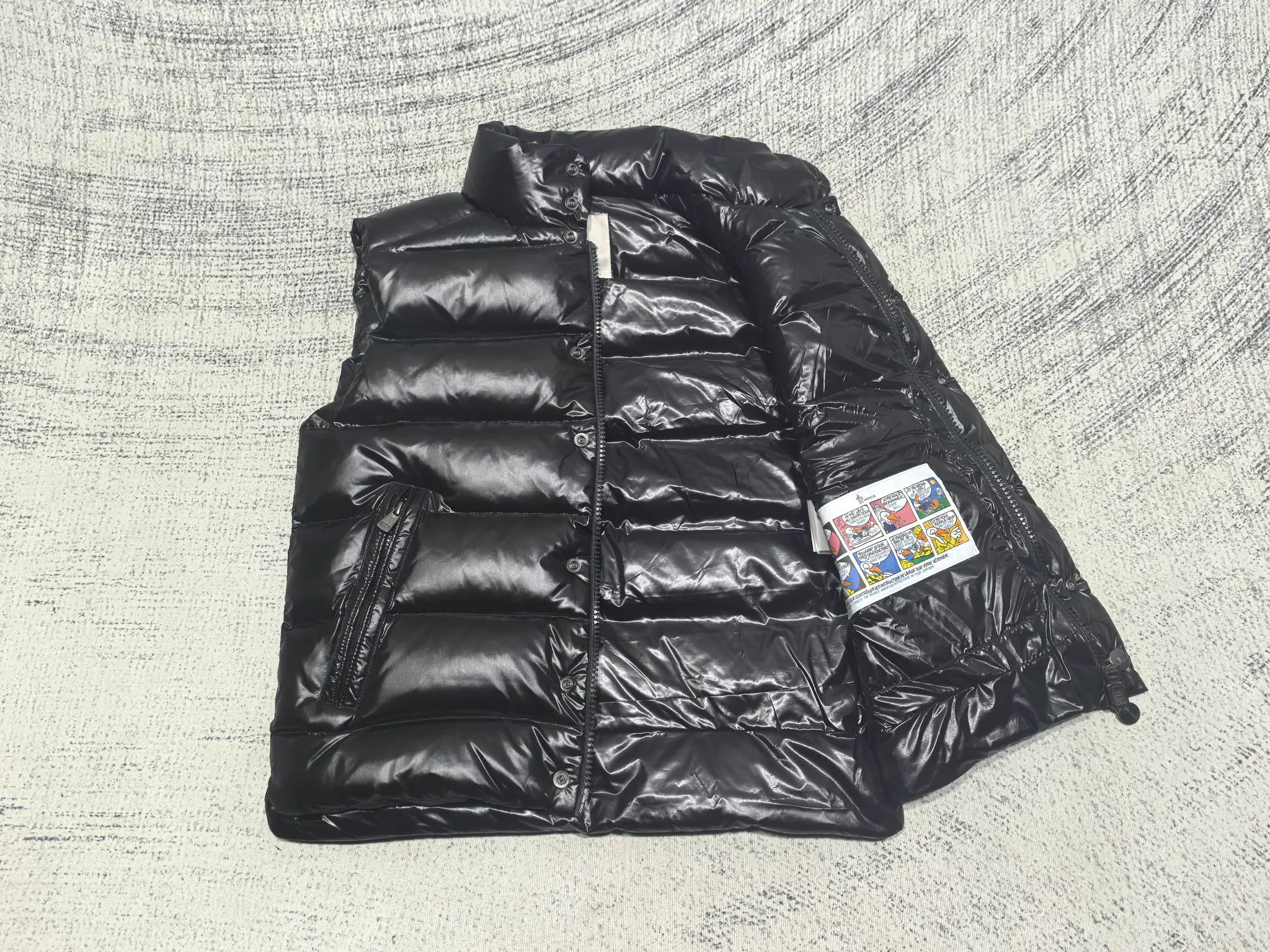 Жилеты Мужские Moncler 18684593
