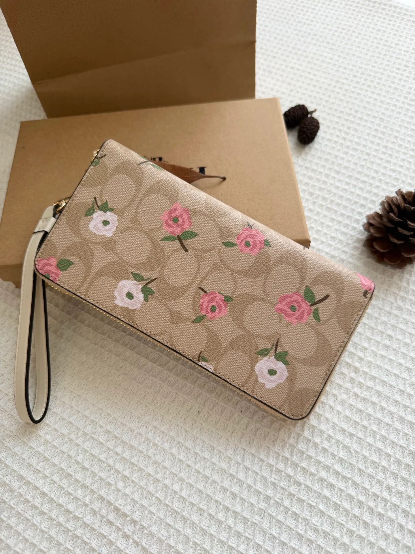 Women's Clutches COACH 18364954